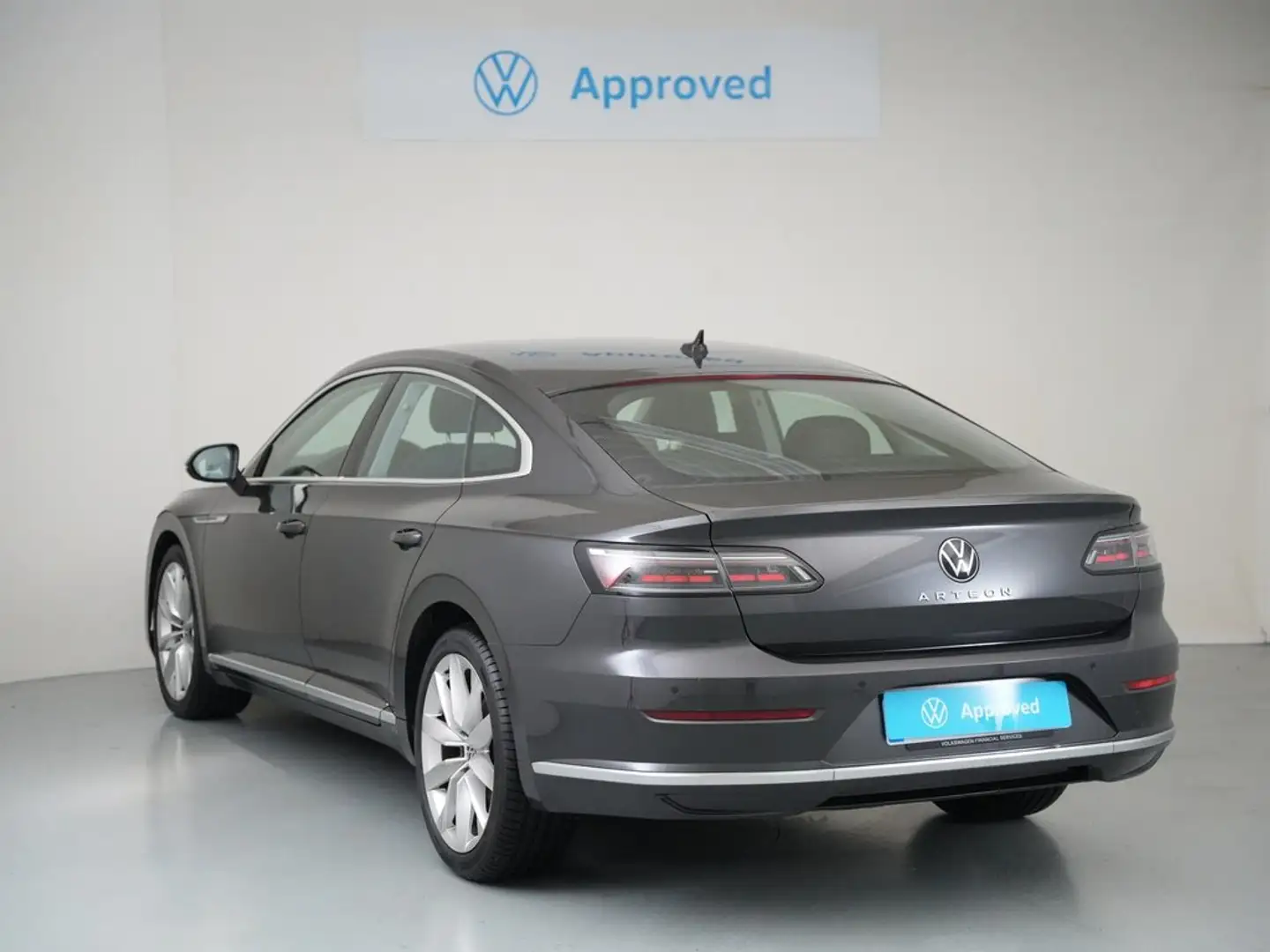 Volkswagen Arteon 2.0TDI Elegance 110kW Gris - 2