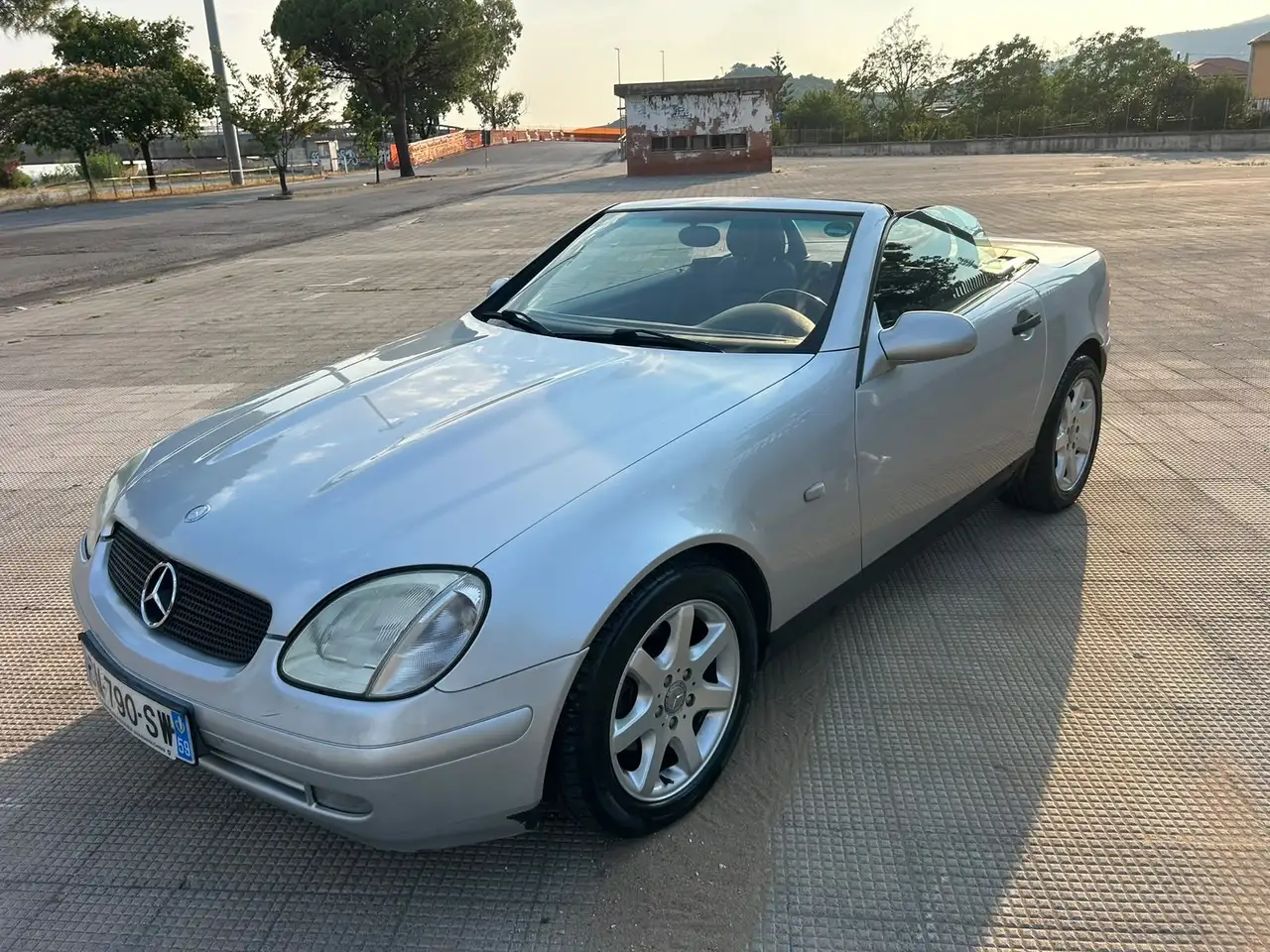 Mercedes-Benz SLK 200, foto 1