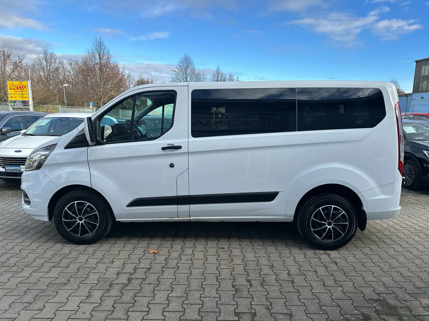 Ford Transit 2.0 EcoBlue*9-Sitze*Navi*DAB*Klima*Parkpilot*Tempo Wit - 2