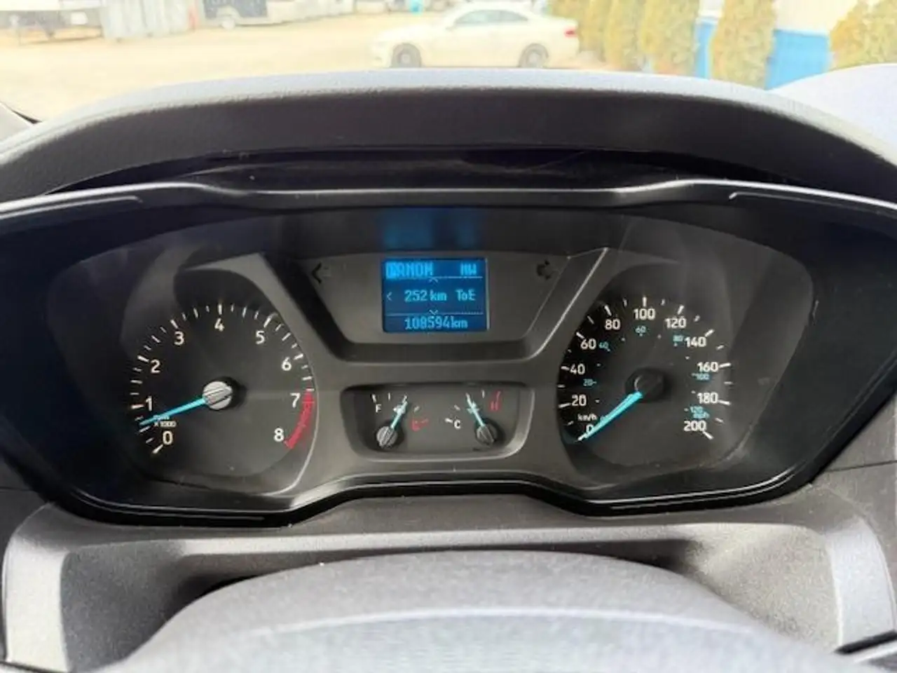 Ford Transit Cargo Van снимка Ford Transit Cargo Van
