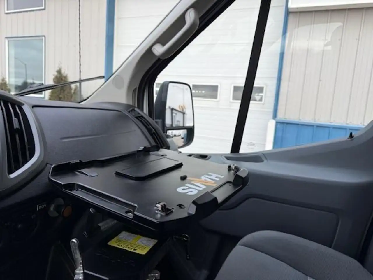 Ford Transit Cargo Van снимка Ford Transit Cargo Van