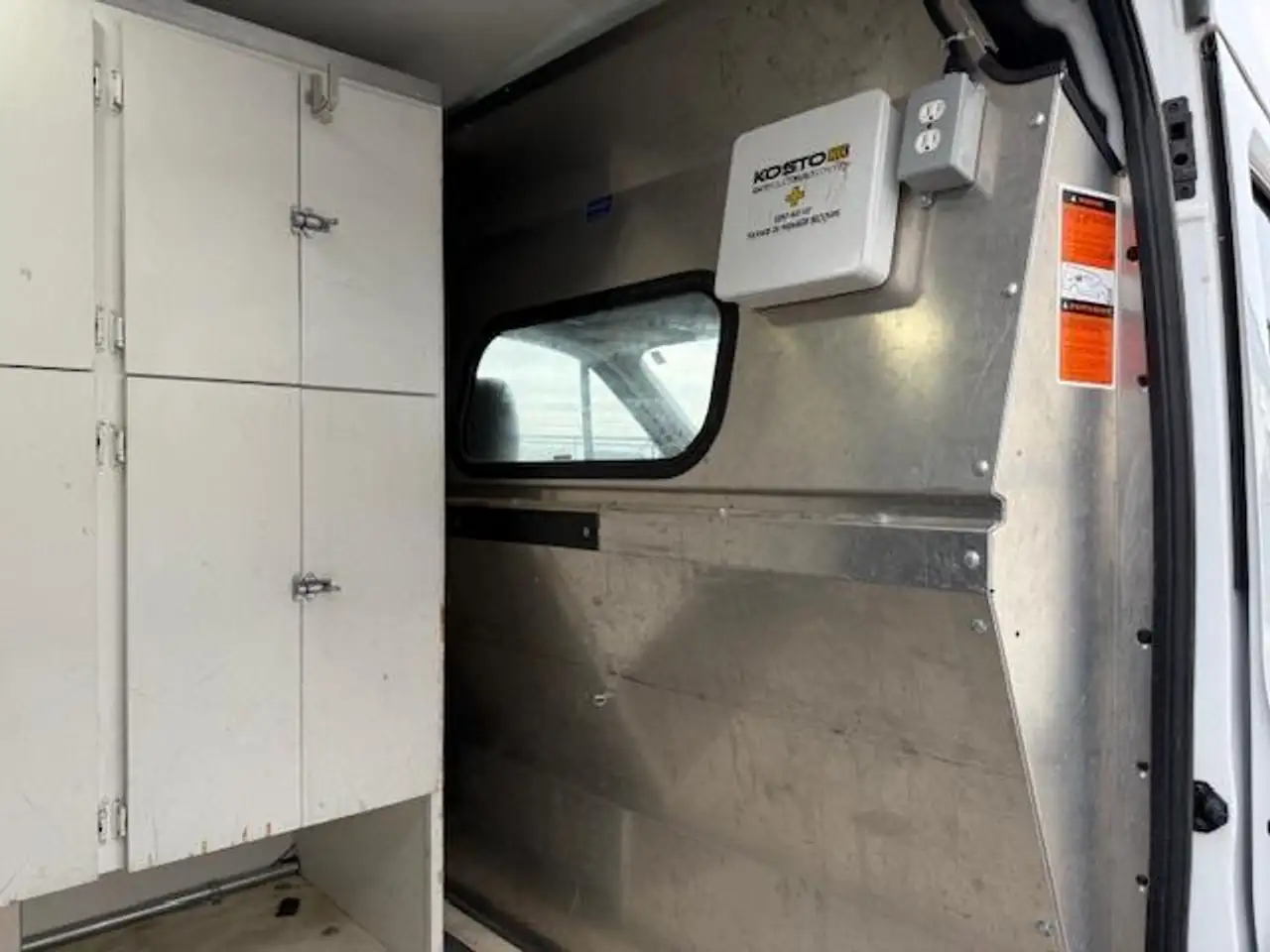 Ford Transit Cargo Van снимка Ford Transit Cargo Van