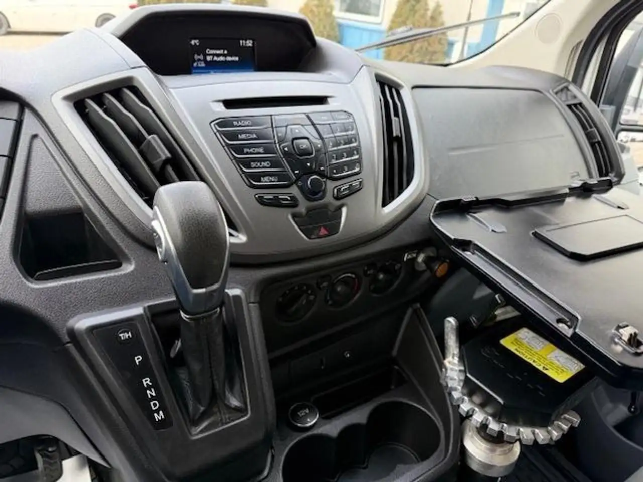 Ford Transit Cargo Van снимка Ford Transit Cargo Van