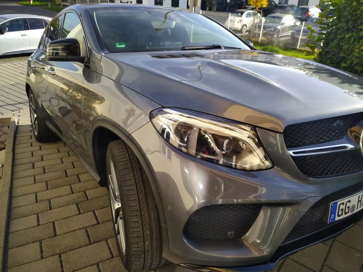 Mercedes-Benz GLE 350 GLE-Coupe Diesel d Coupe 4Matic 9G-TRONIC AMG Line Grau - 2