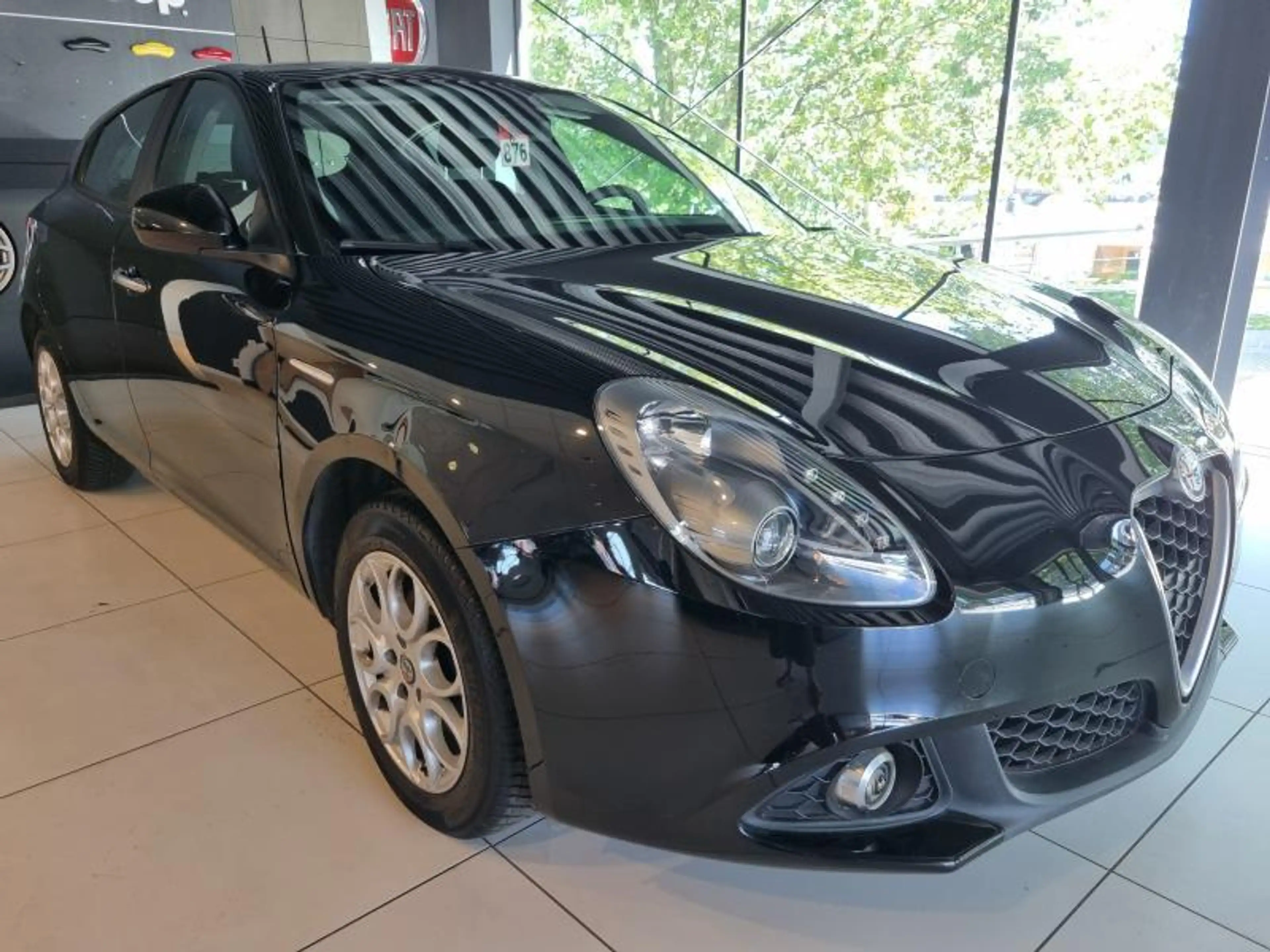 Alfa Romeo Giulietta Essence — photo 3