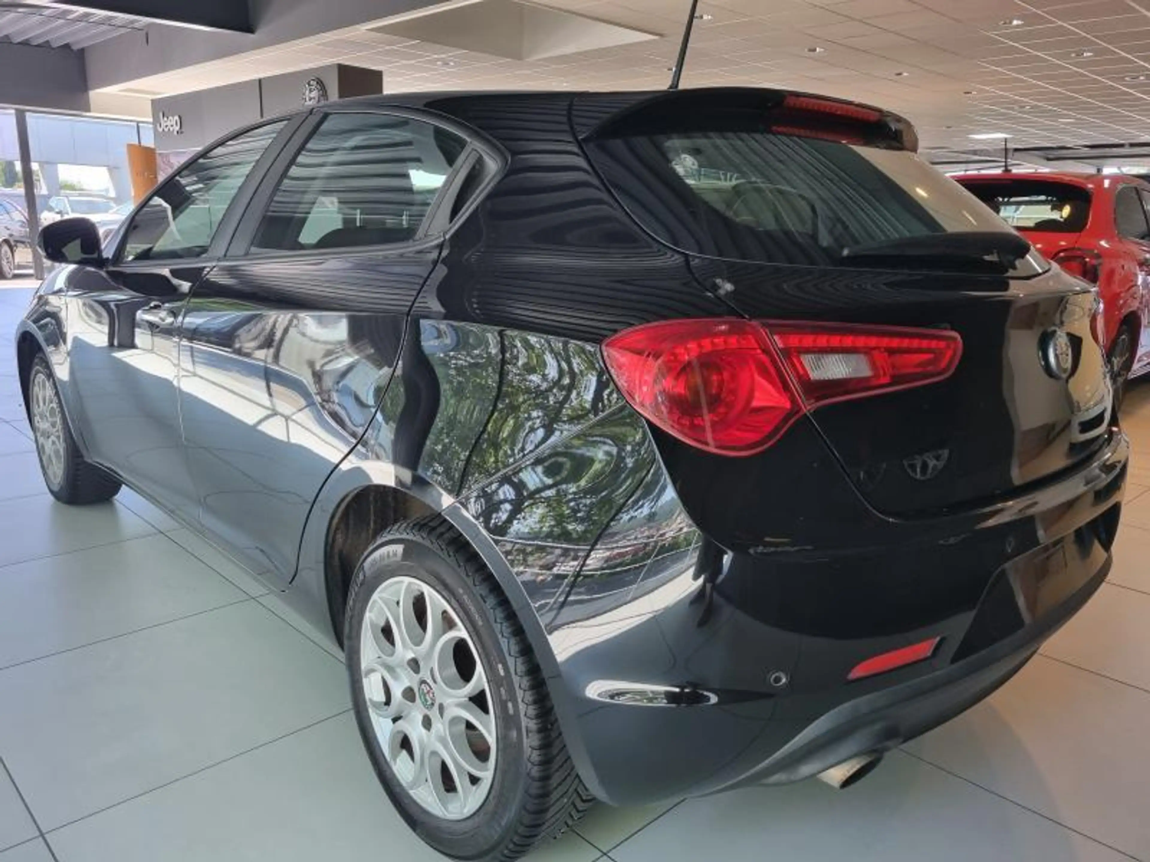 Alfa Romeo Giulietta Essence — photo 4
