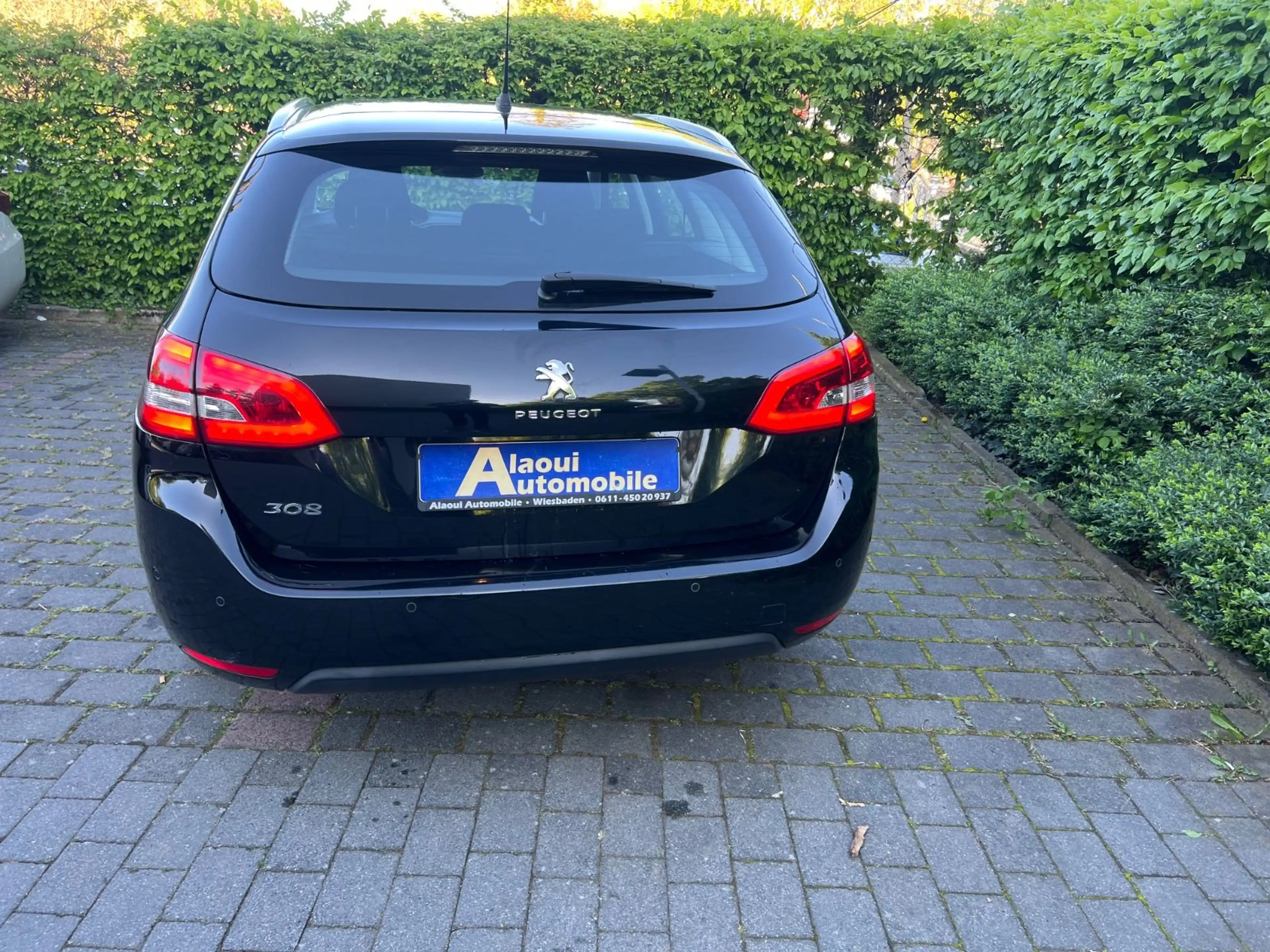 Peugeot 308 SW Allure — photo 6