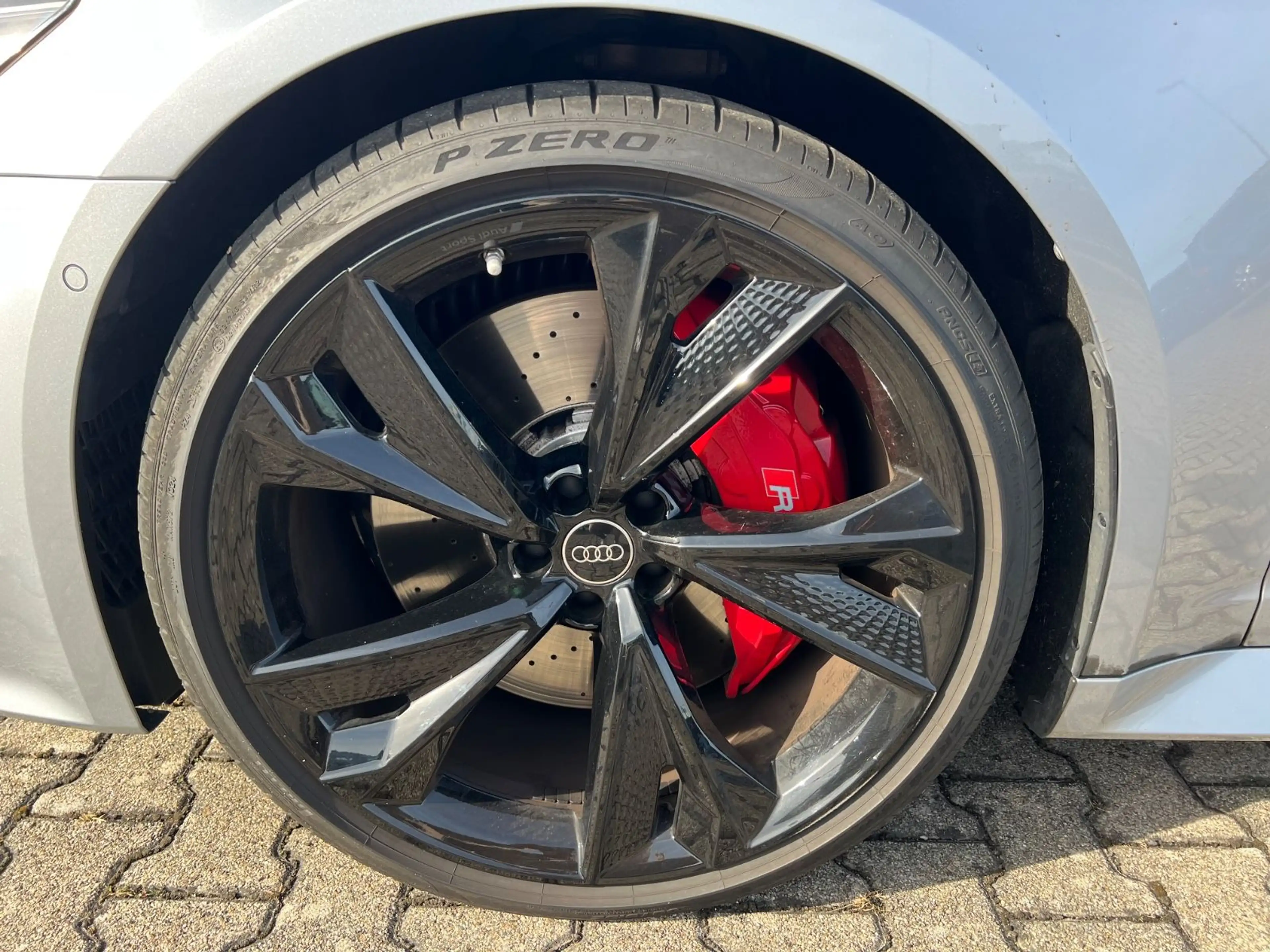 Audi RS6 Avant 4.0 TFSI performance Allradlen. Carbon — photo 10