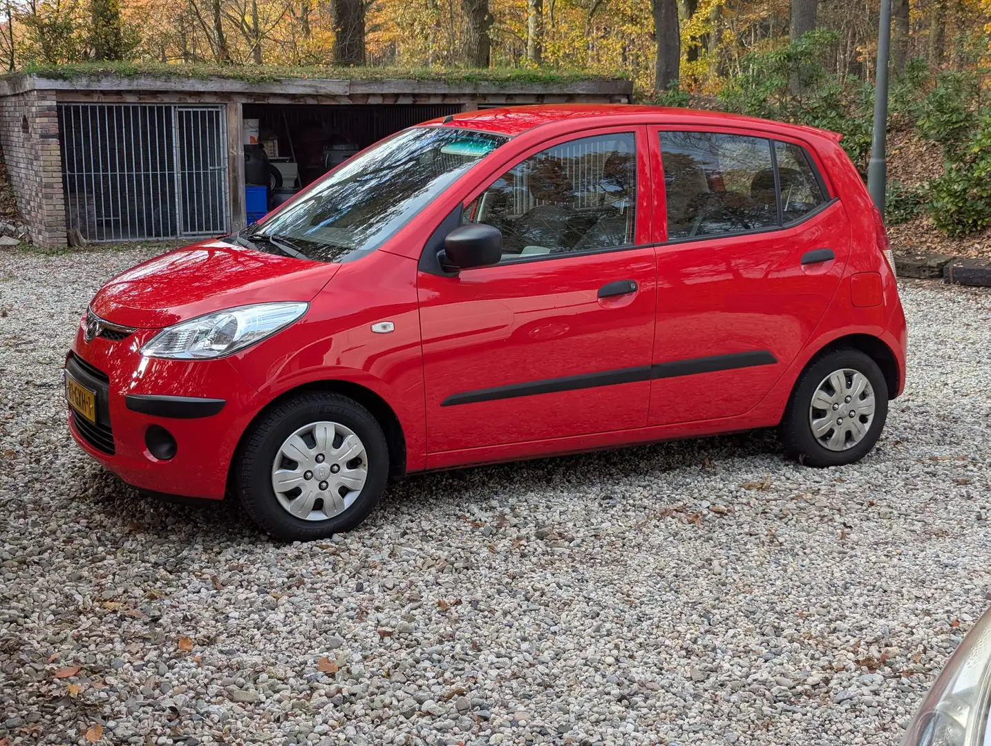 Hyundai i10 i10 1.1 Active Červená - 2