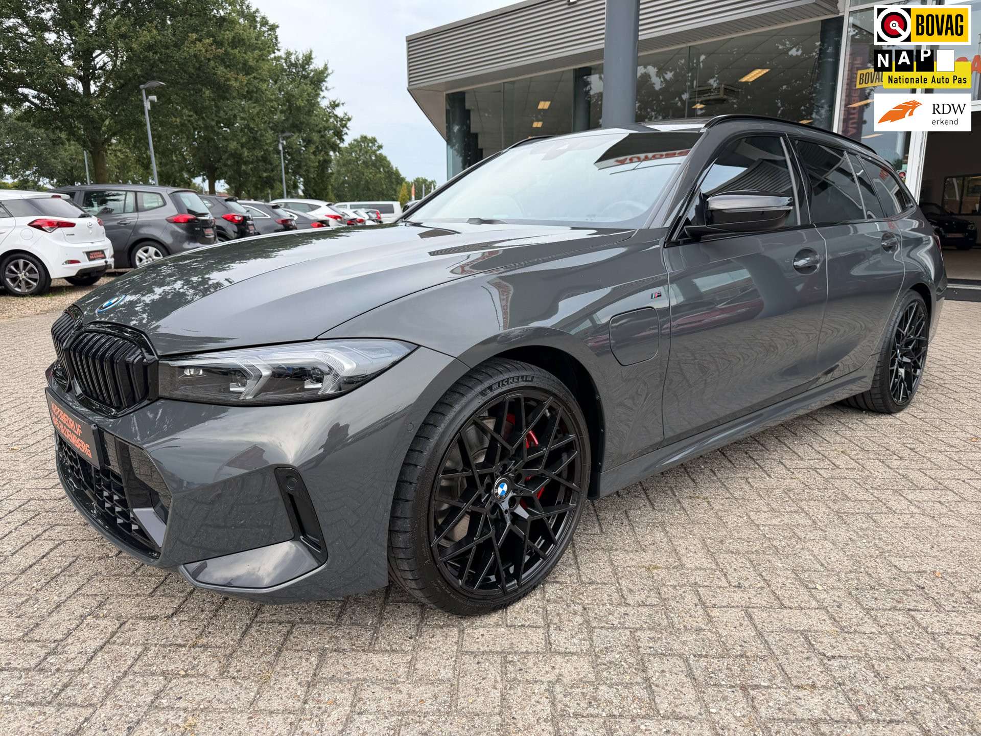 2022 BMW 330