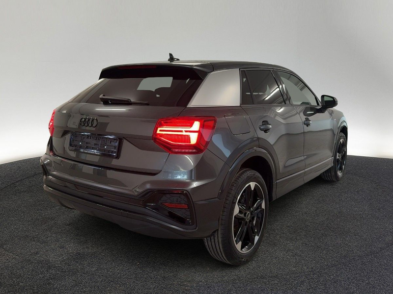 Audi Q2 S line 35 TFSI S tronic — photo 8