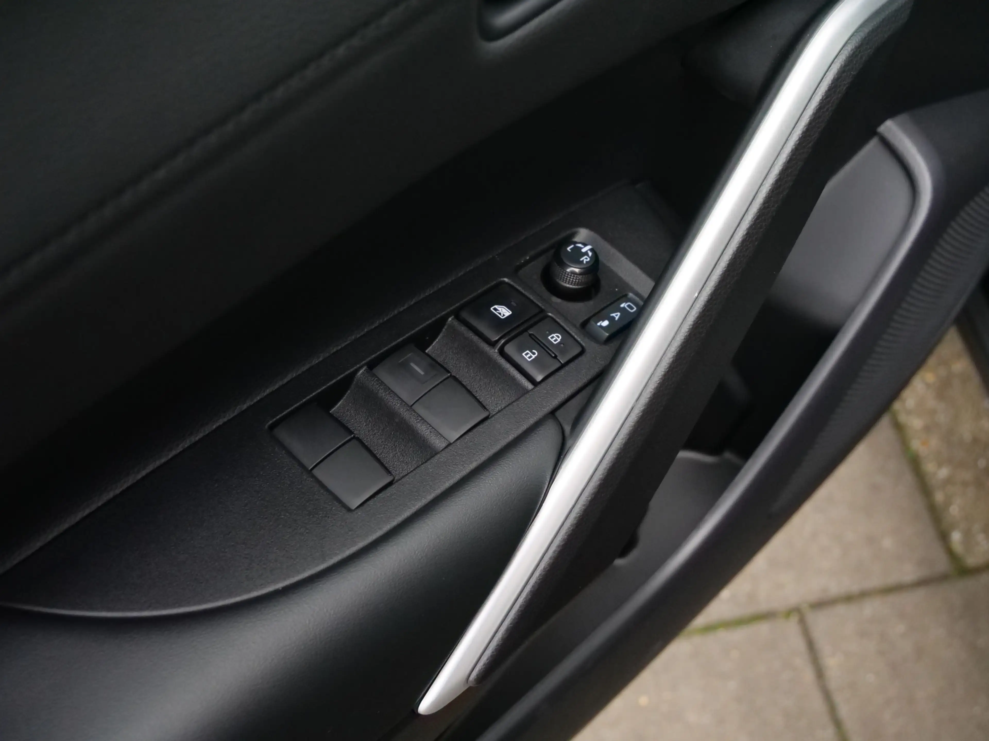 Toyota Corolla Cross 1.8 High Power Hybrid Style 140 Pk Automaat Naviga — photo 23
