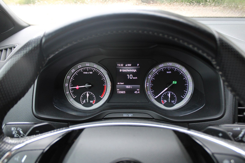Skoda Karoq Sportline 4x4 — photo 13