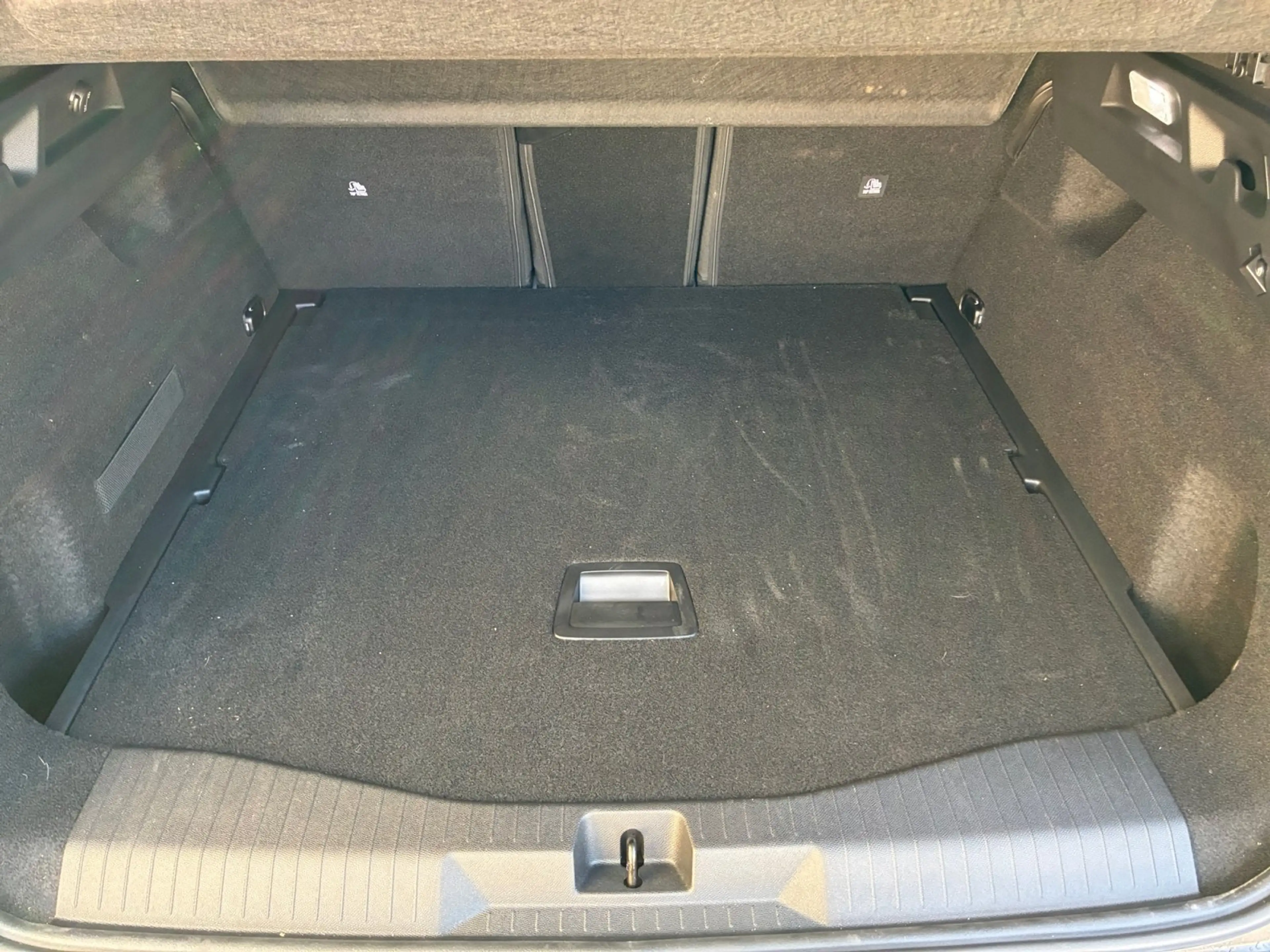 Citroen C5 Aircross 1.2 145 MAX AHK LED Navi SHZ 2xKlima — photo 14