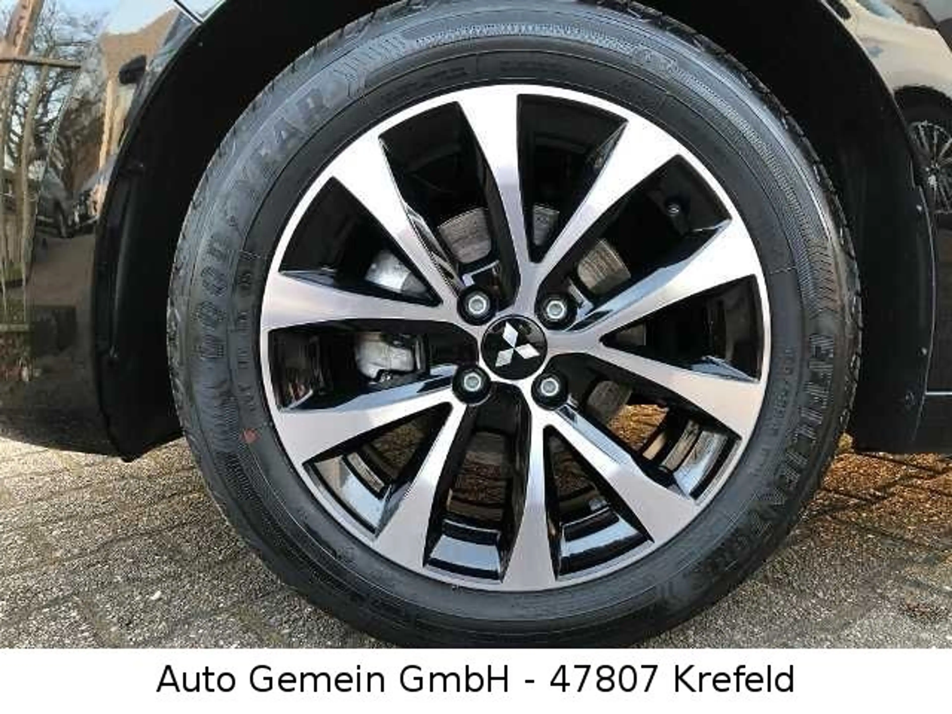Mitsubishi Colt PLUS 1.0 T-Benziner 6-Gang — photo 5