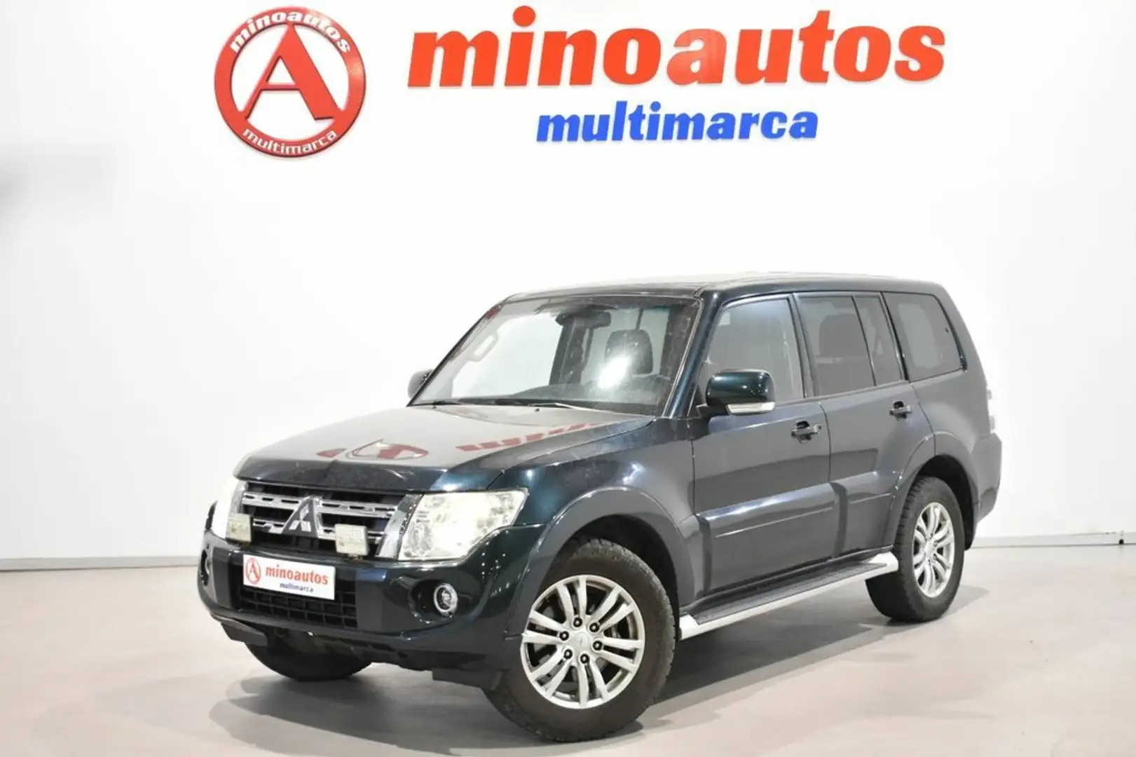 Mitsubishi Pajero MONTERO 3.2 DI-D 200 CV 4X4 Green - 2