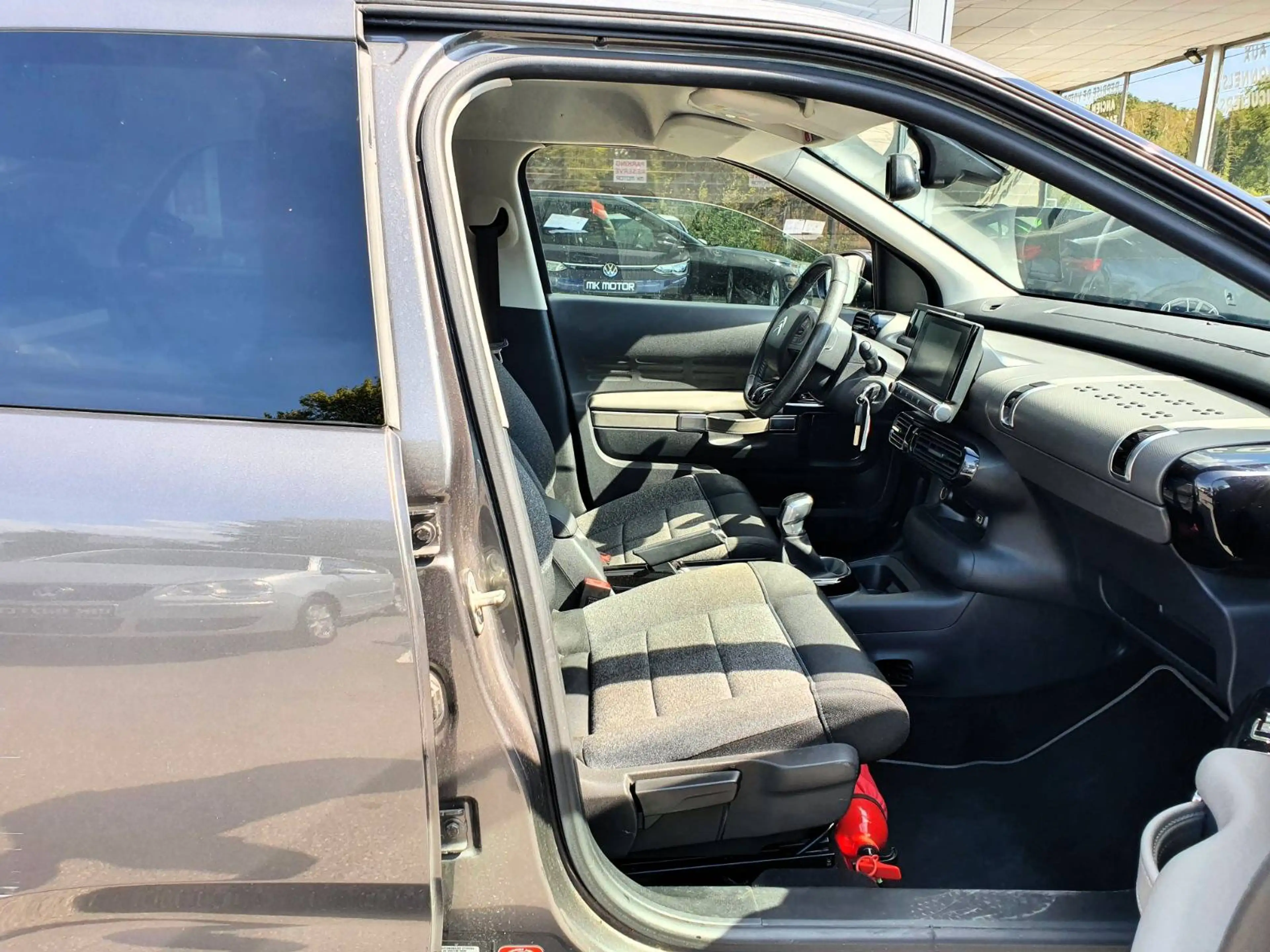 Citroen C4 Cactus 🟢1.2 ESSENCE 110CV - FULL CARNET - CAMERA - CAR PLAY — photo 13