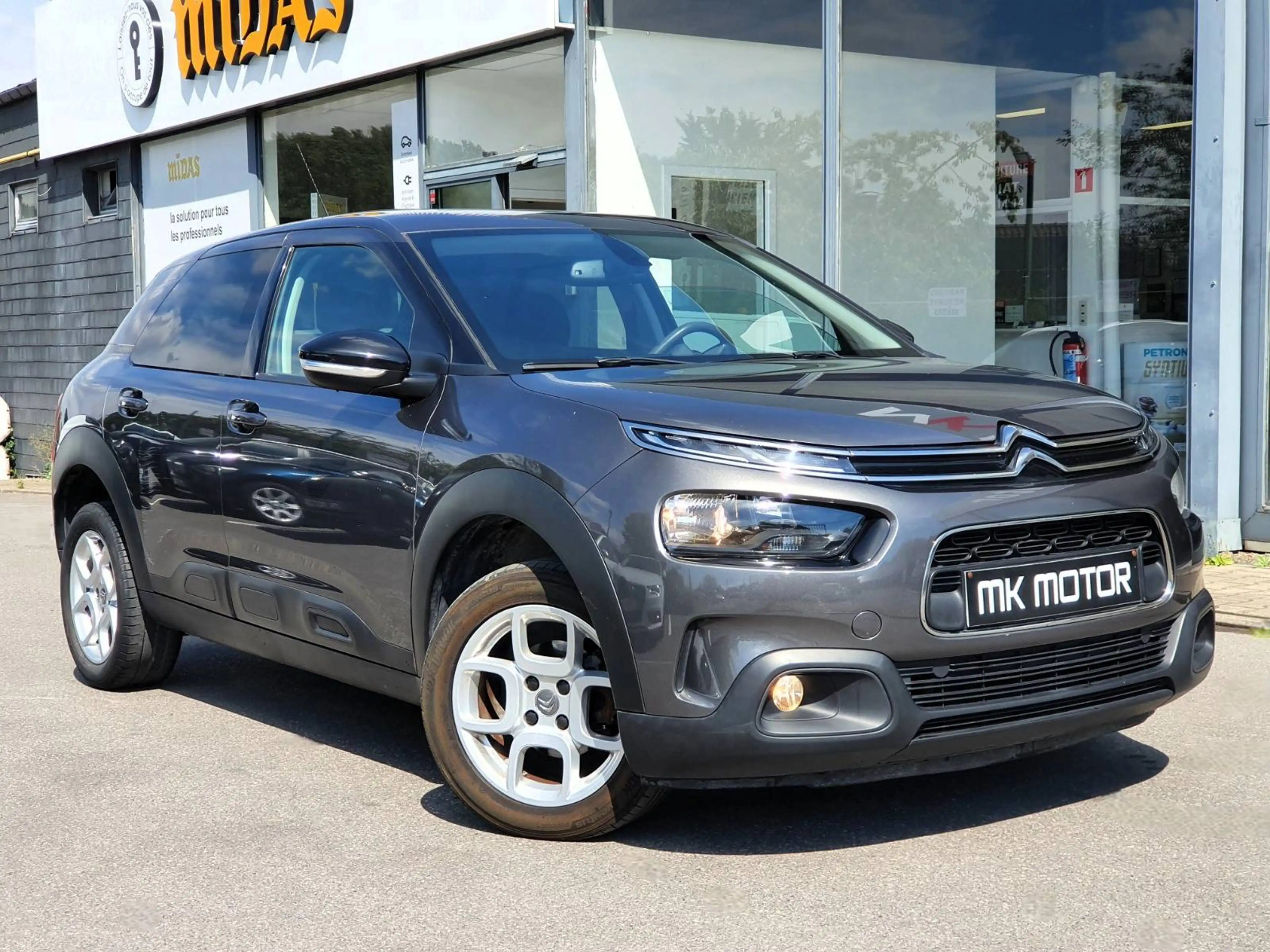 Citroen C4 Cactus 🟢1.2 ESSENCE 110CV - FULL CARNET - CAMERA - CAR PLAY — photo 3