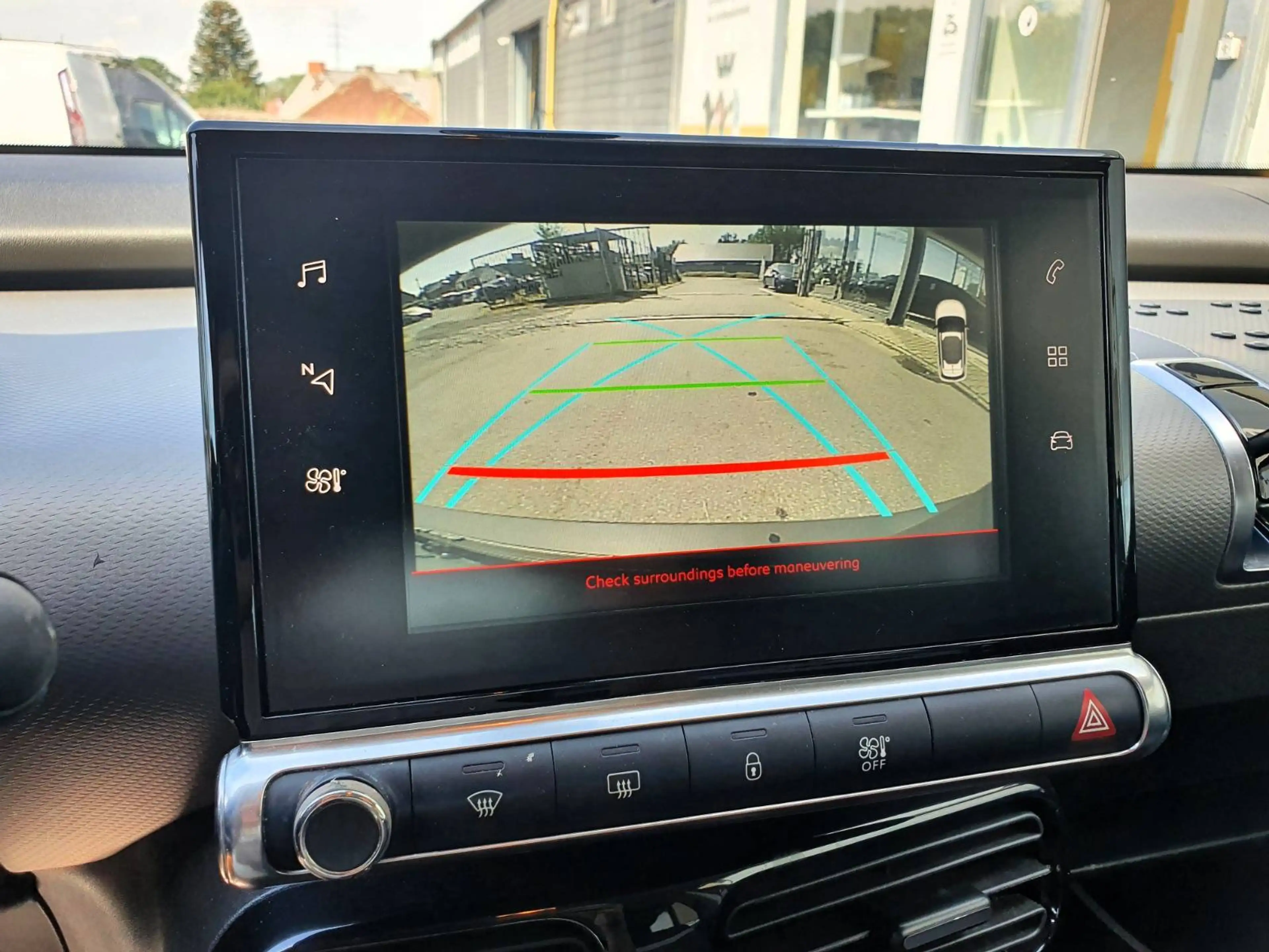 Citroen C4 Cactus 🟢1.2 ESSENCE 110CV - FULL CARNET - CAMERA - CAR PLAY — photo 8