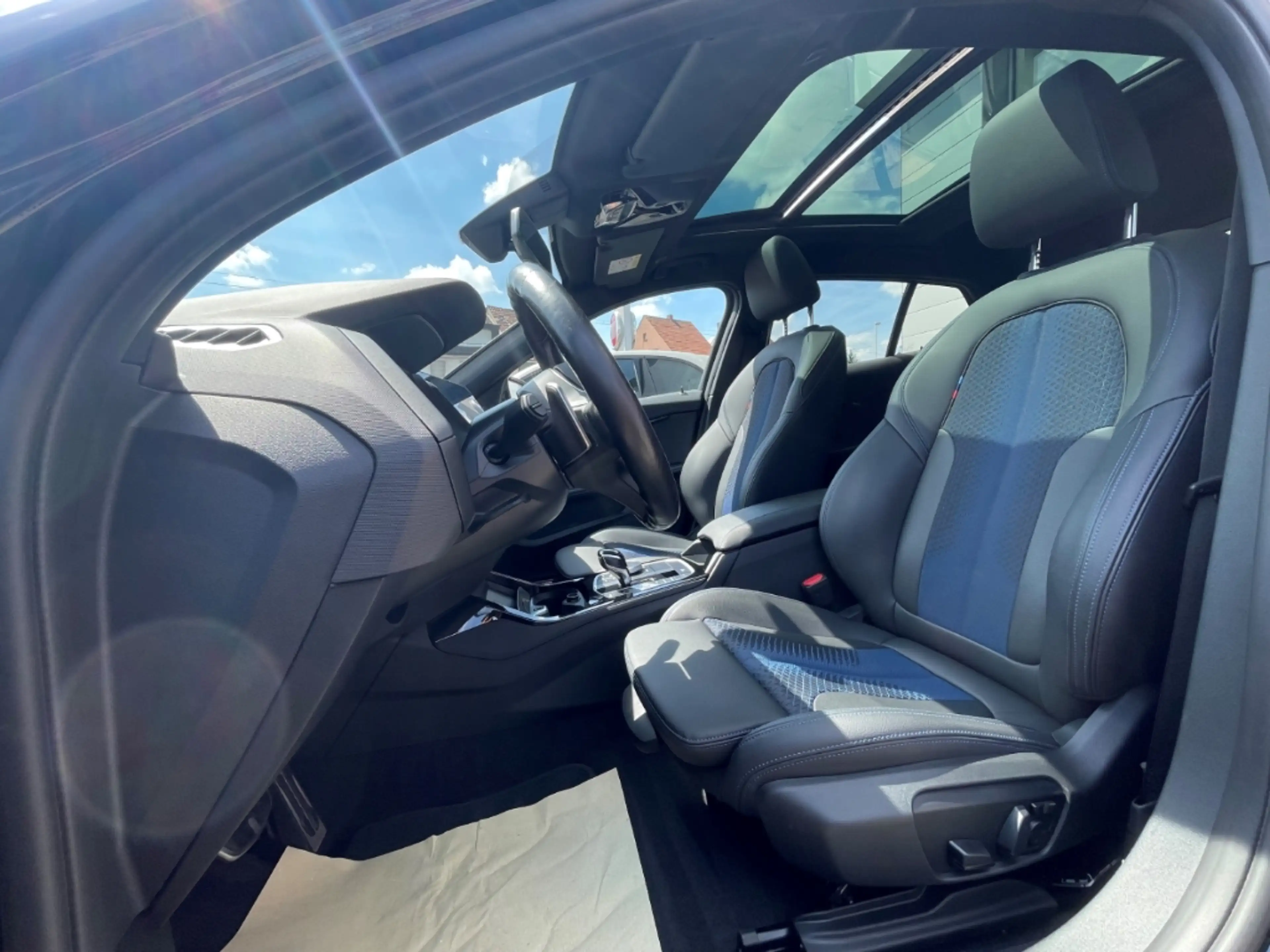 BMW 135 i xD LC-PROF HUD PANO ACC H/K MEMORY RFK — photo 10