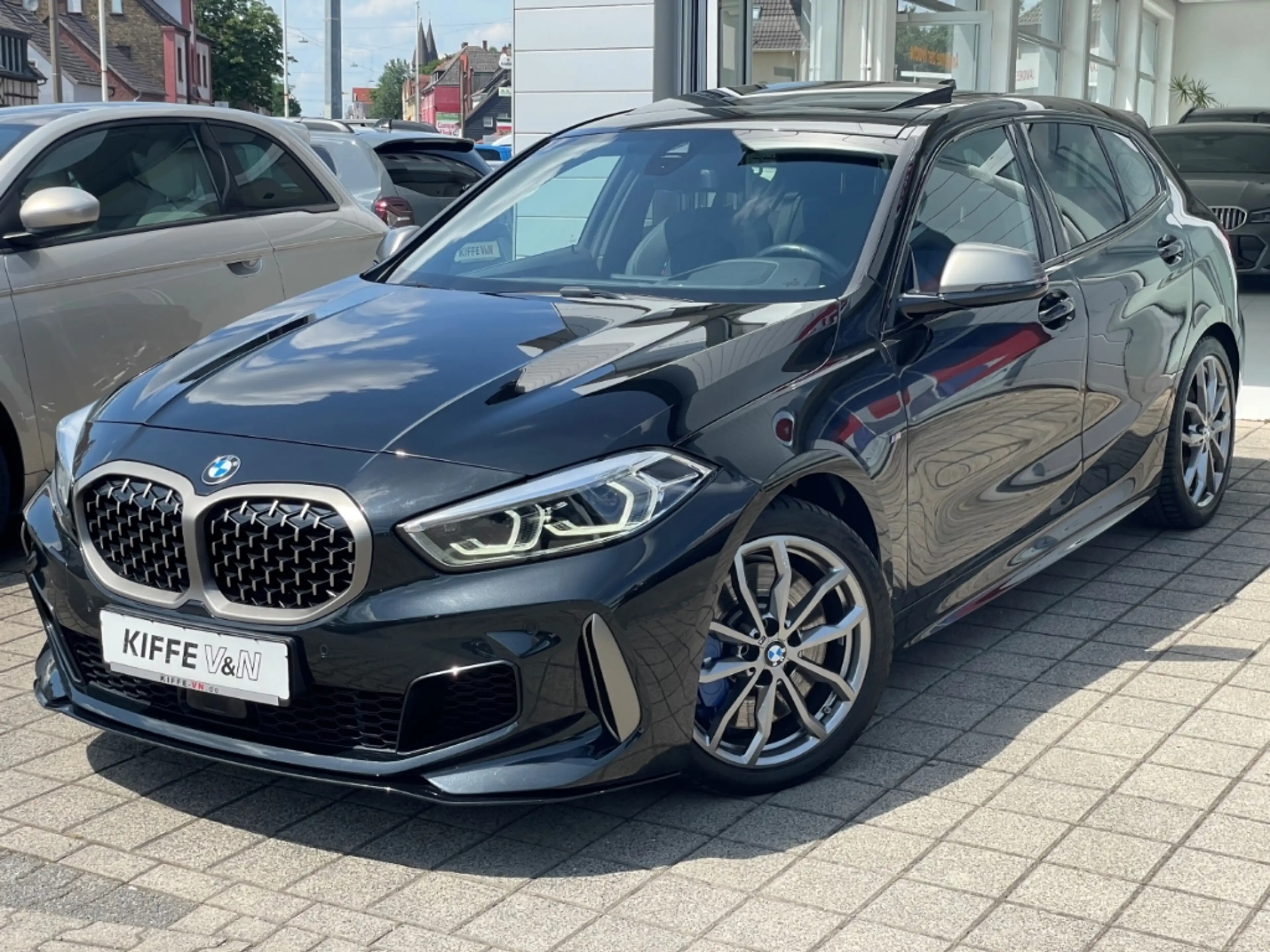 BMW 135 i xD LC-PROF HUD PANO ACC H/K MEMORY RFK — photo 3