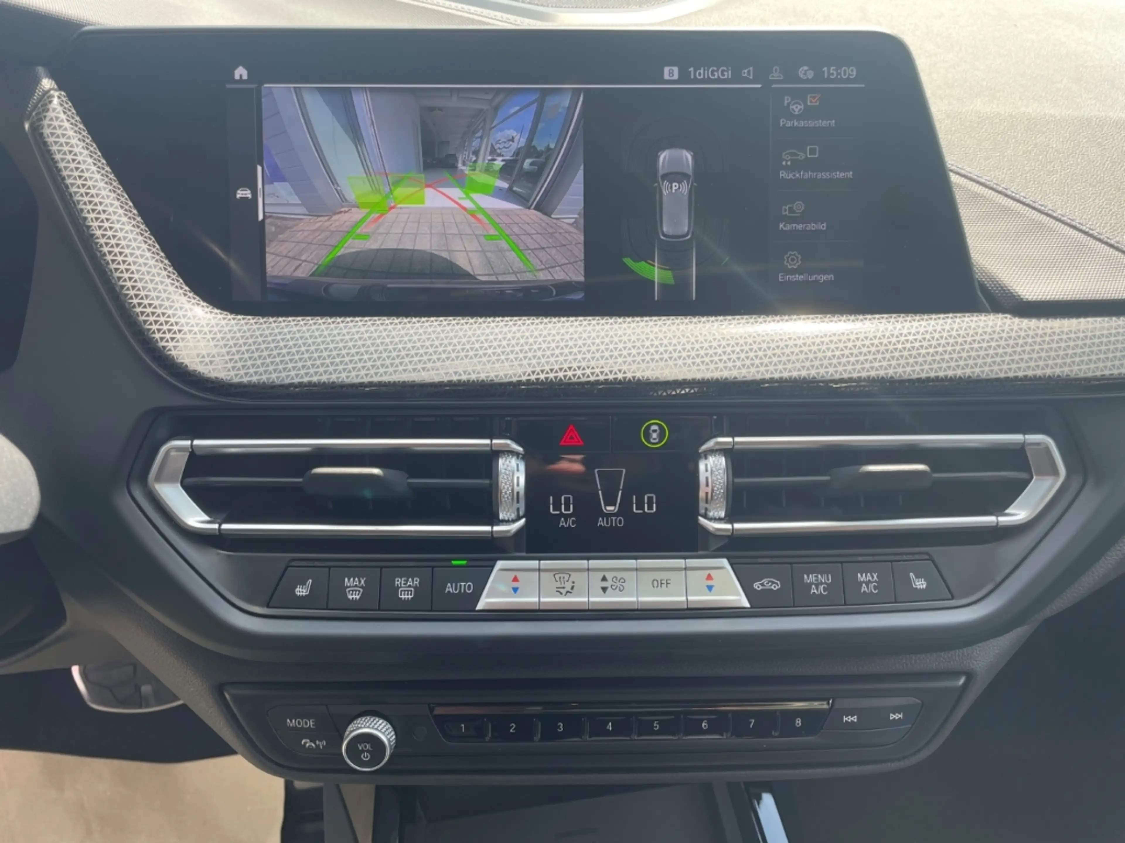 BMW 135 i xD LC-PROF HUD PANO ACC H/K MEMORY RFK — photo 12