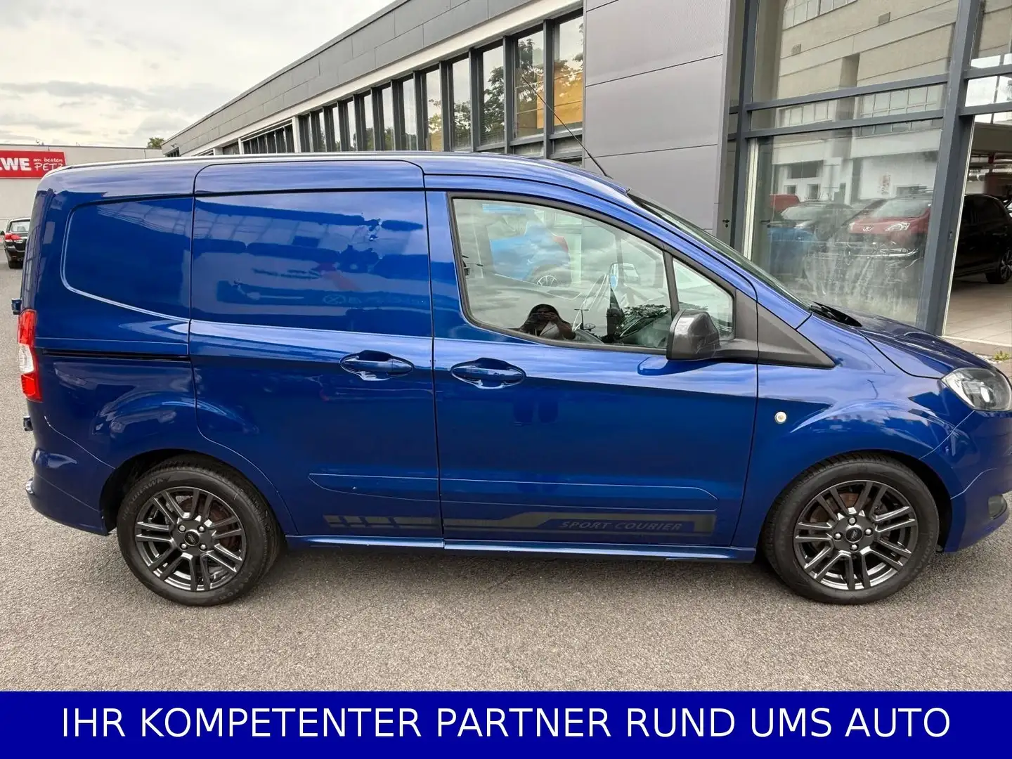 Ford Transit Courier Sport Blau - 1