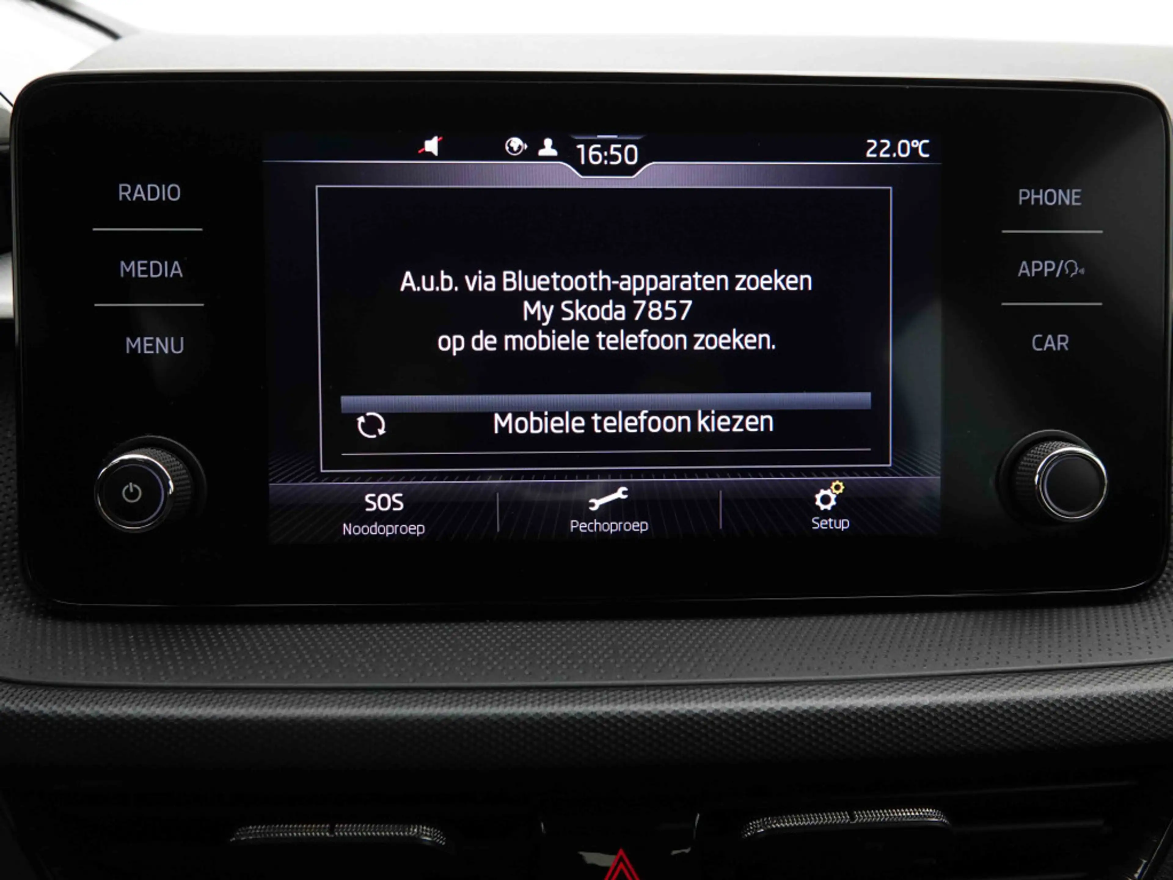 Skoda Fabia 1.0 TSi 95 Ambition | GPS by App | Camera | LED Lights — photo 12