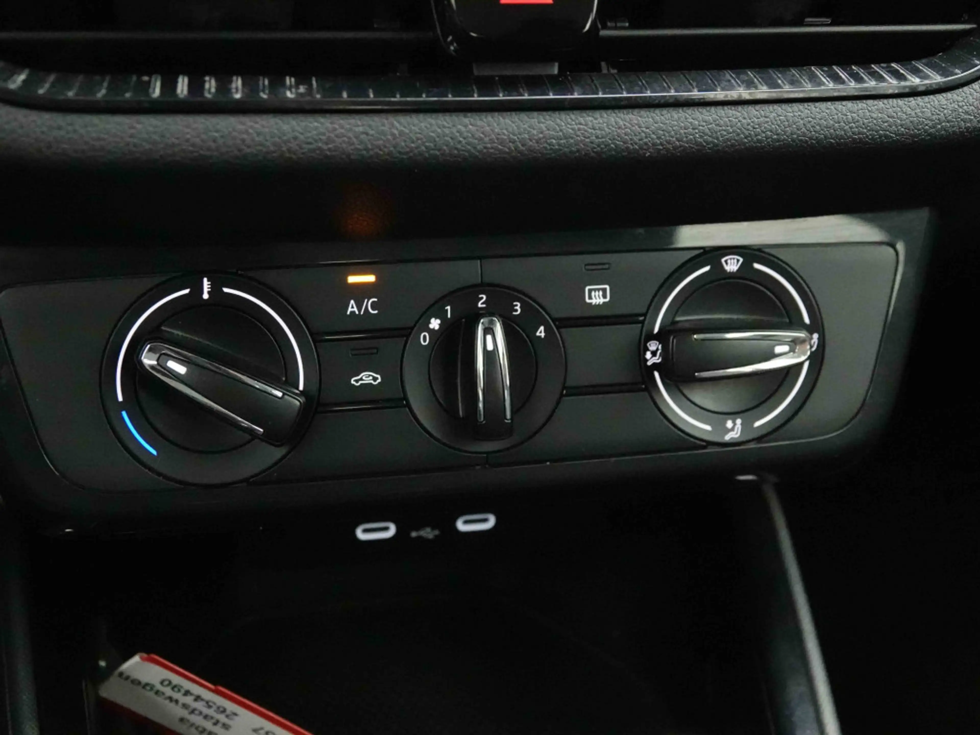 Skoda Fabia 1.0 TSi 95 Ambition | GPS by App | Camera | LED Lights — photo 14