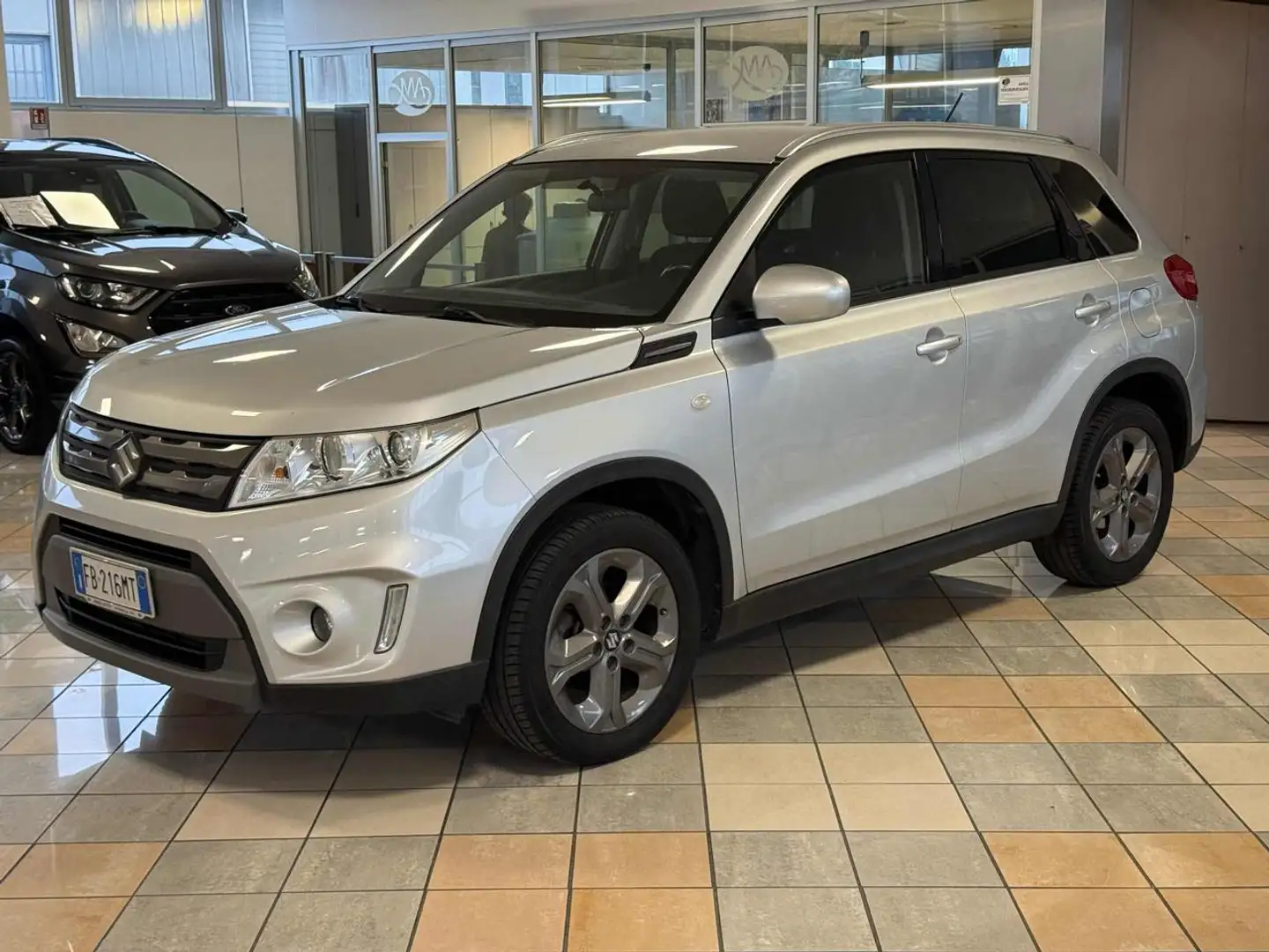 Suzuki Vitara 1.6 DDiS 4WD AllGrip V-Top Argent - 1
