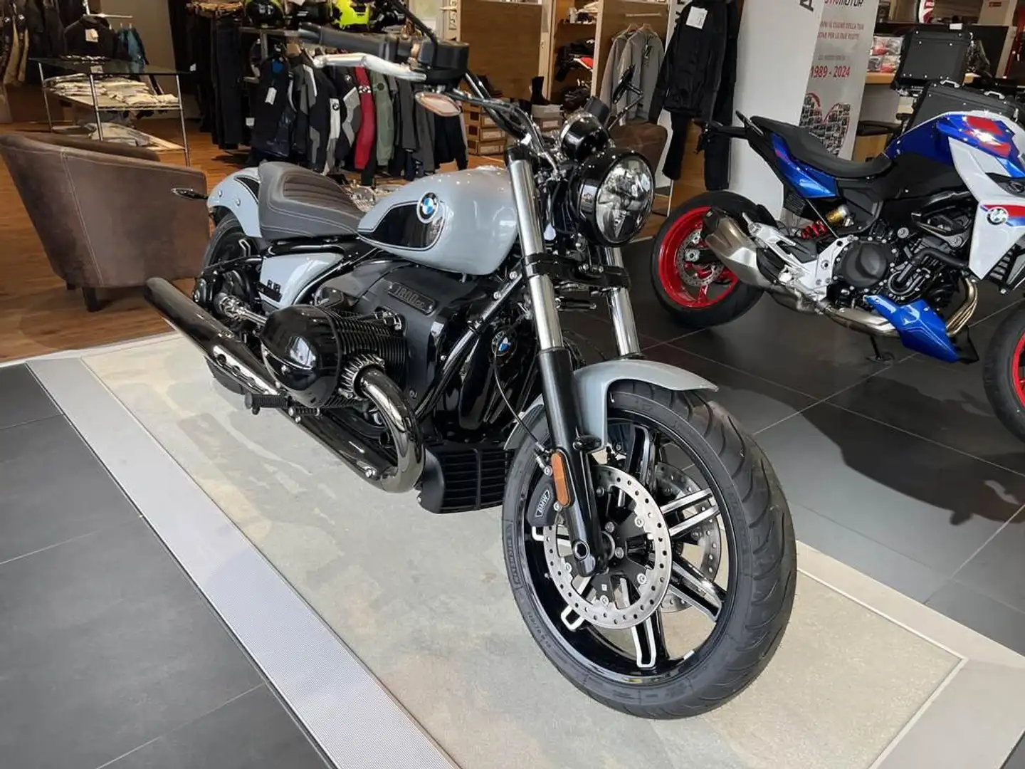 BMW R 18 Abs Grigio - 2