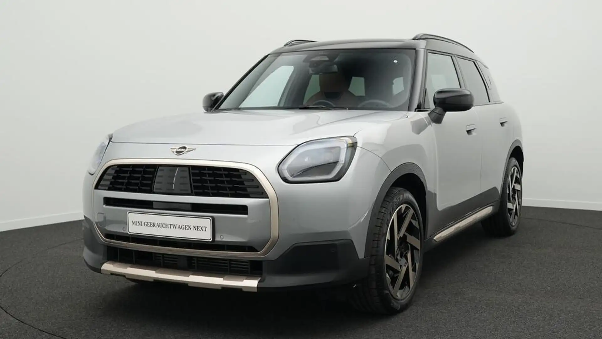 MINI Countryman C Favoured Trim Grau - 1