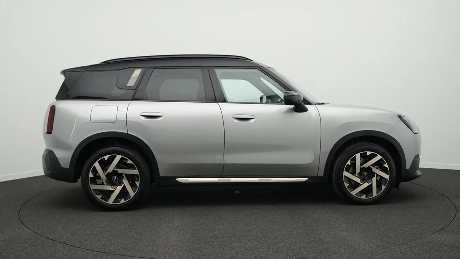 MINI Countryman C Favoured Trim Grau - 2