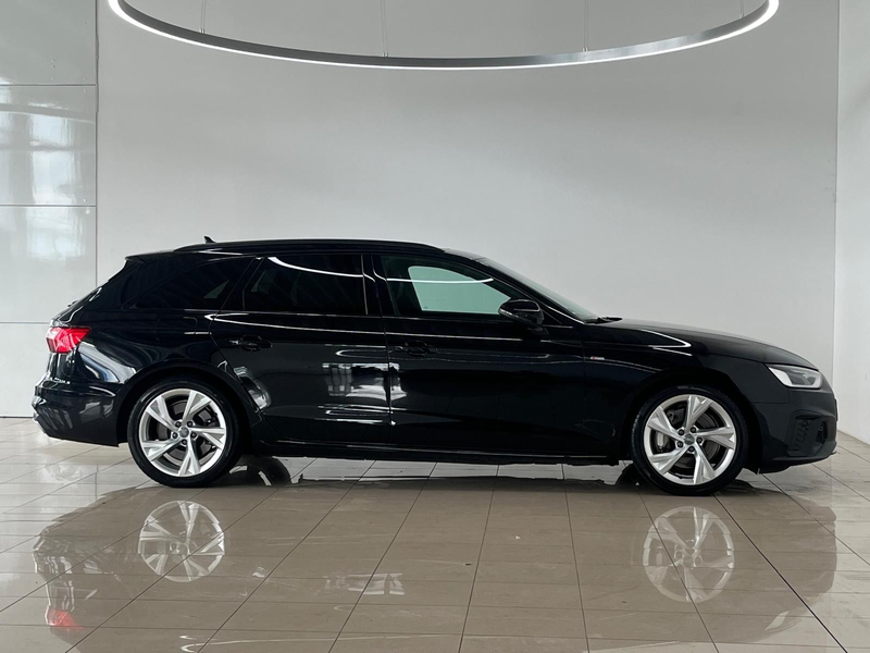 Audi A4 Avant 45 TDI quattro S line PANO ACC RFK 8-Fa — photo 8