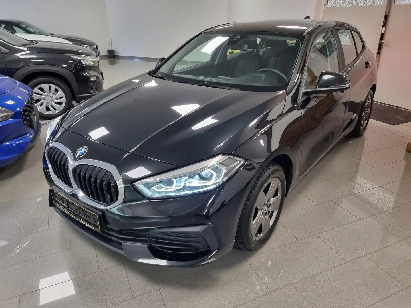 BMW 118 118iA OPF Noir - 1