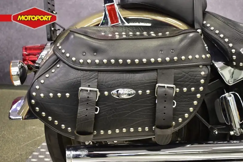 Harley-Davidson Heritage Softail - foto 8