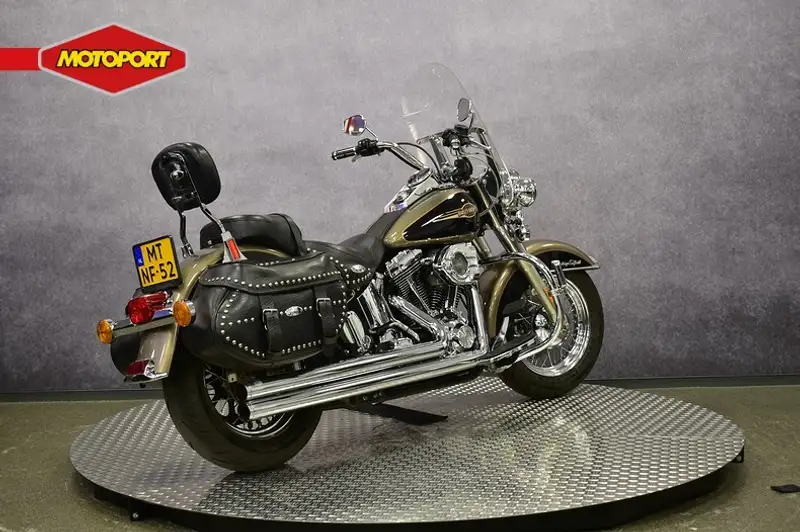 Harley-Davidson Heritage Softail - foto 6