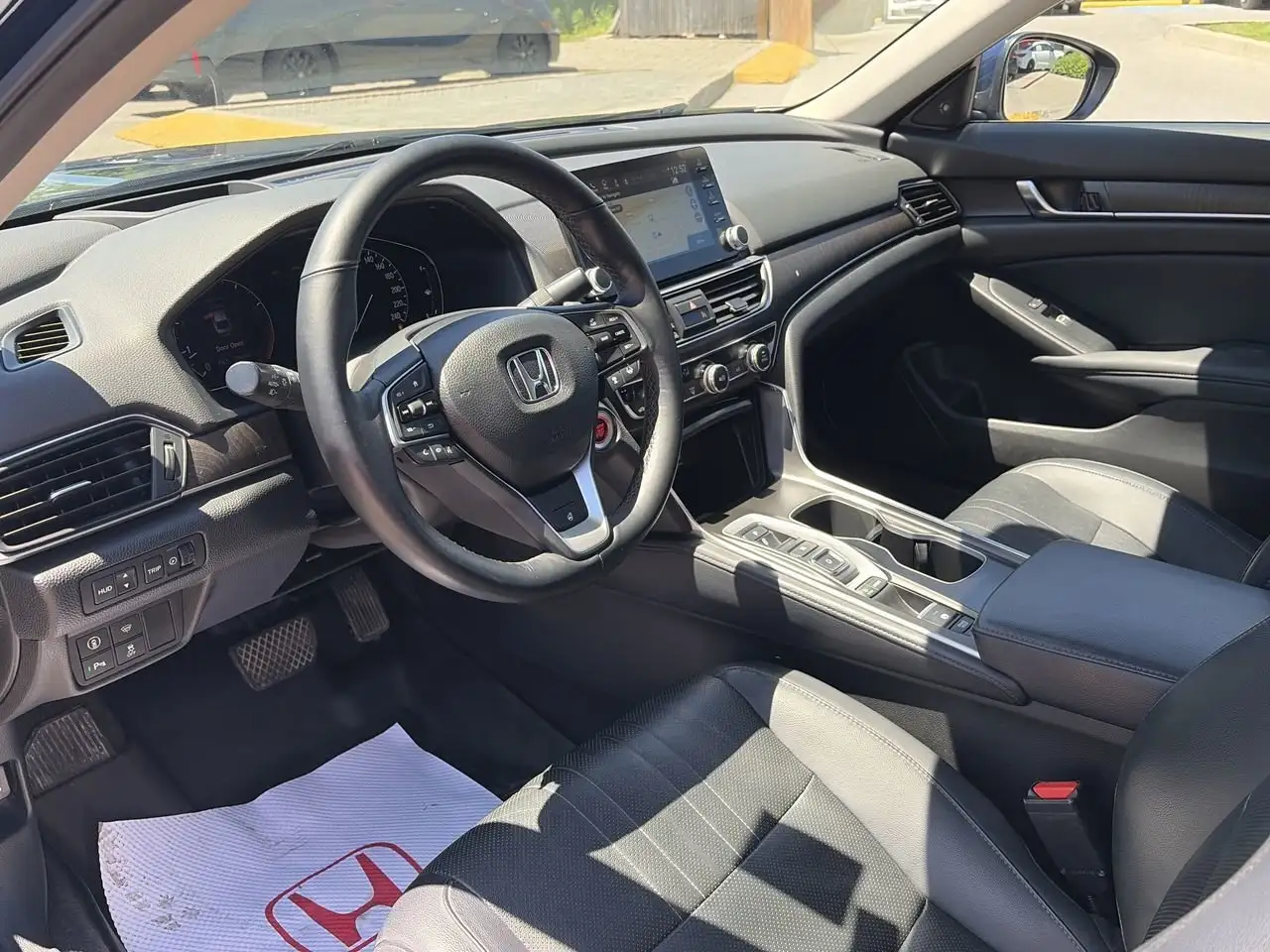 Honda Accord снимка Honda Accord