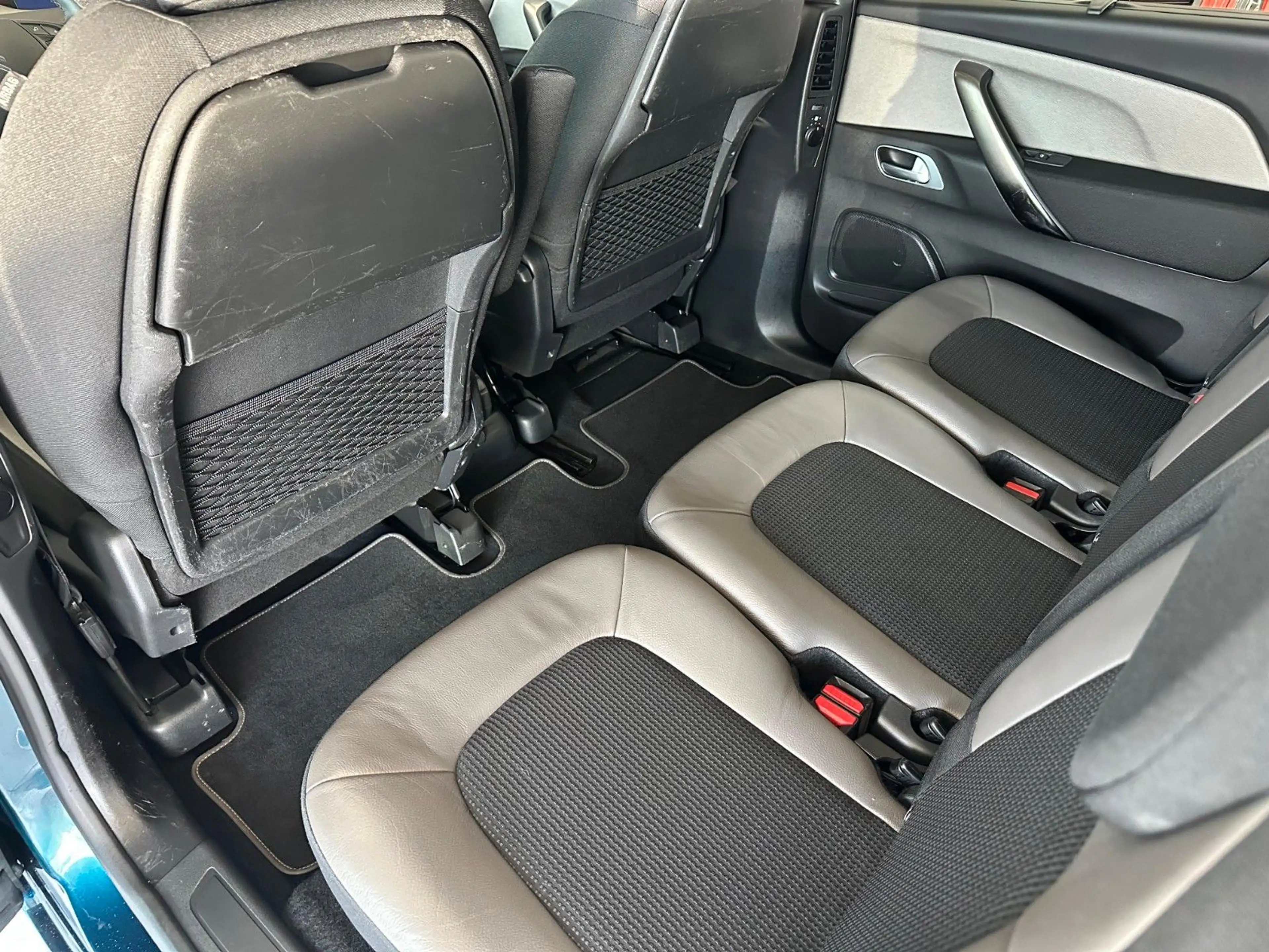 Citroen Grand C4 Picasso Grand C4 Shine Plus*360°*ACC*SHZ*7-Sitzer*LKA* — photo 11