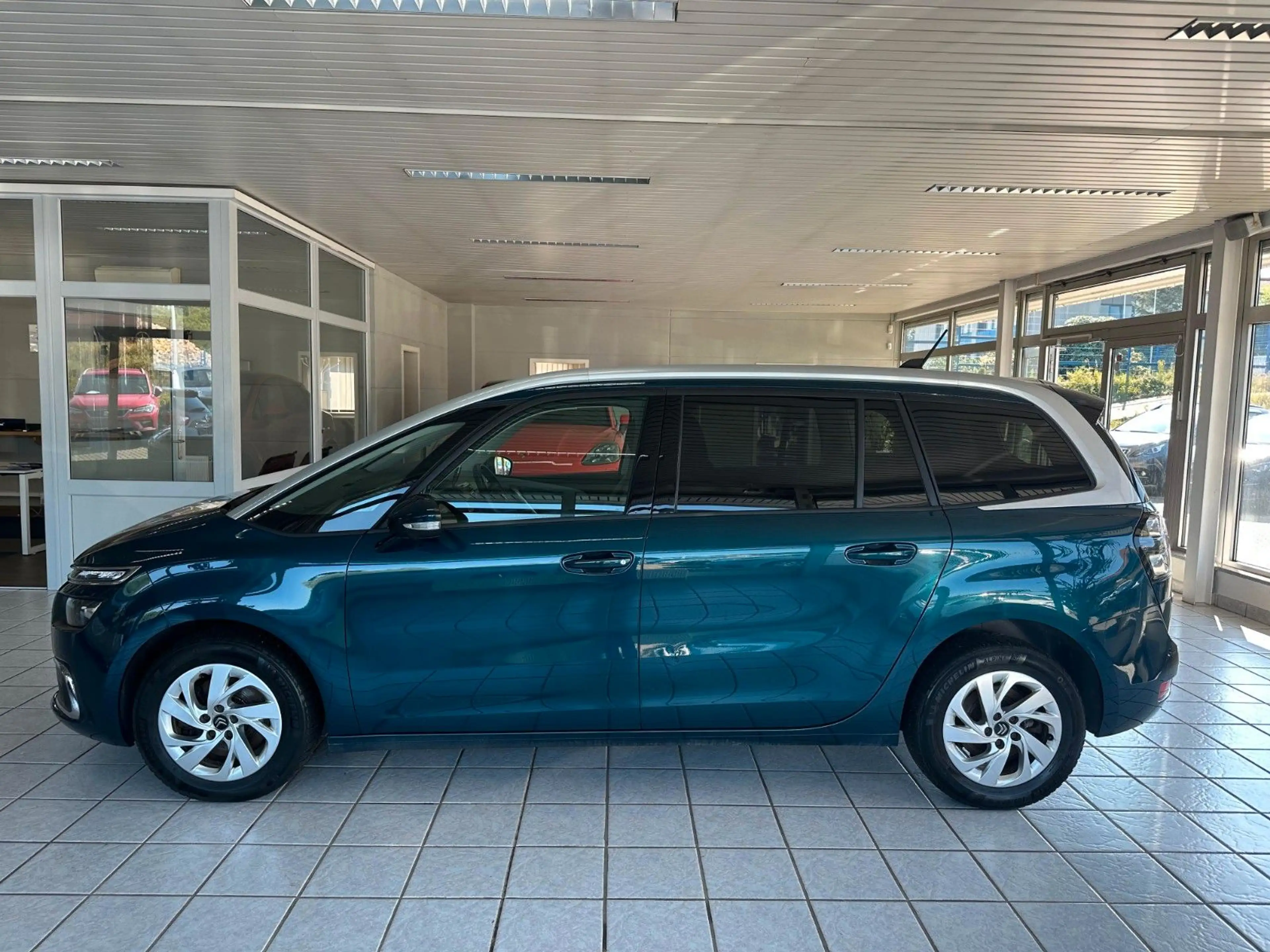 Citroen Grand C4 Picasso Grand C4 Shine Plus*360°*ACC*SHZ*7-Sitzer*LKA* — photo 8