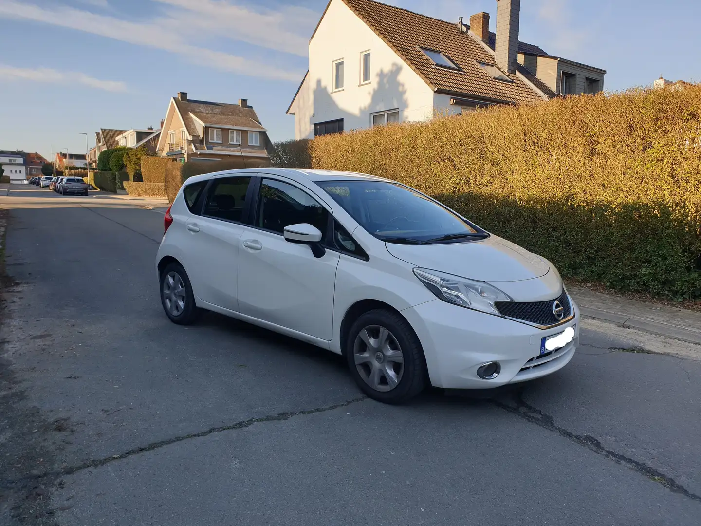Nissan Note 1.2i Acenta Weiß - 1