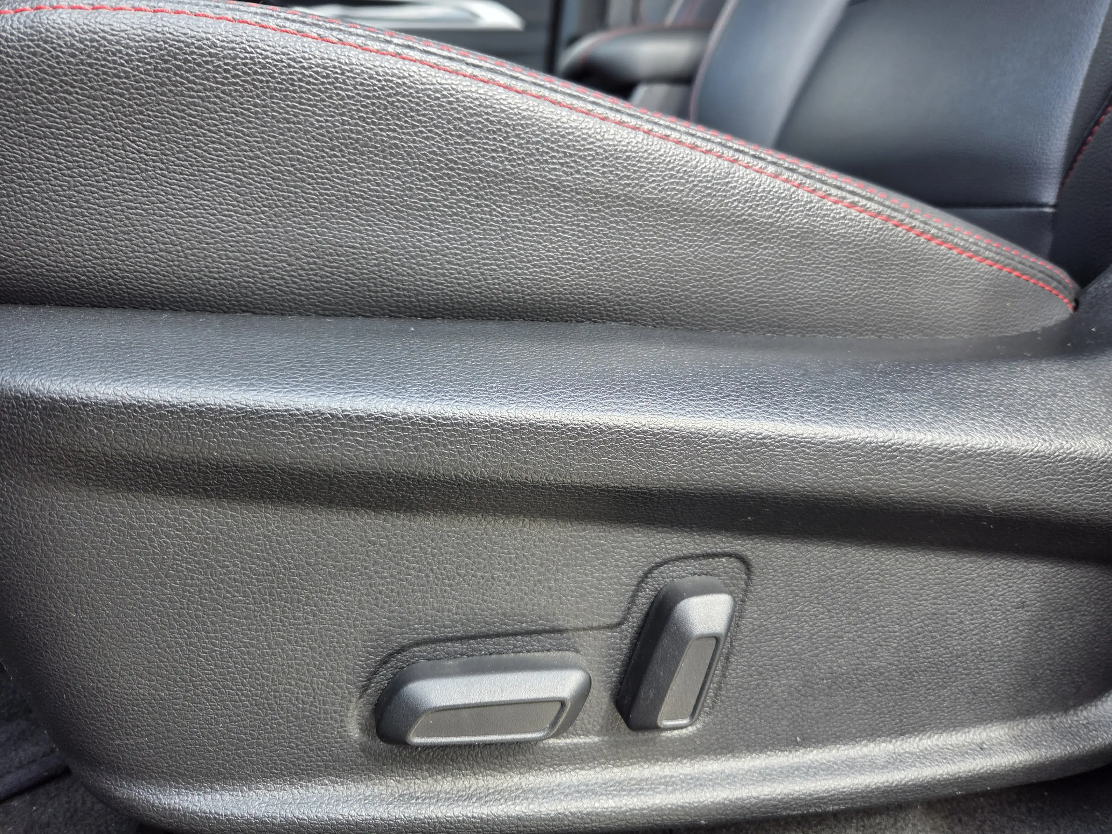 Maxus T90 EV 89 kWh Dubbel Cabine Zwart leer ECC Airco Verw — photo 11