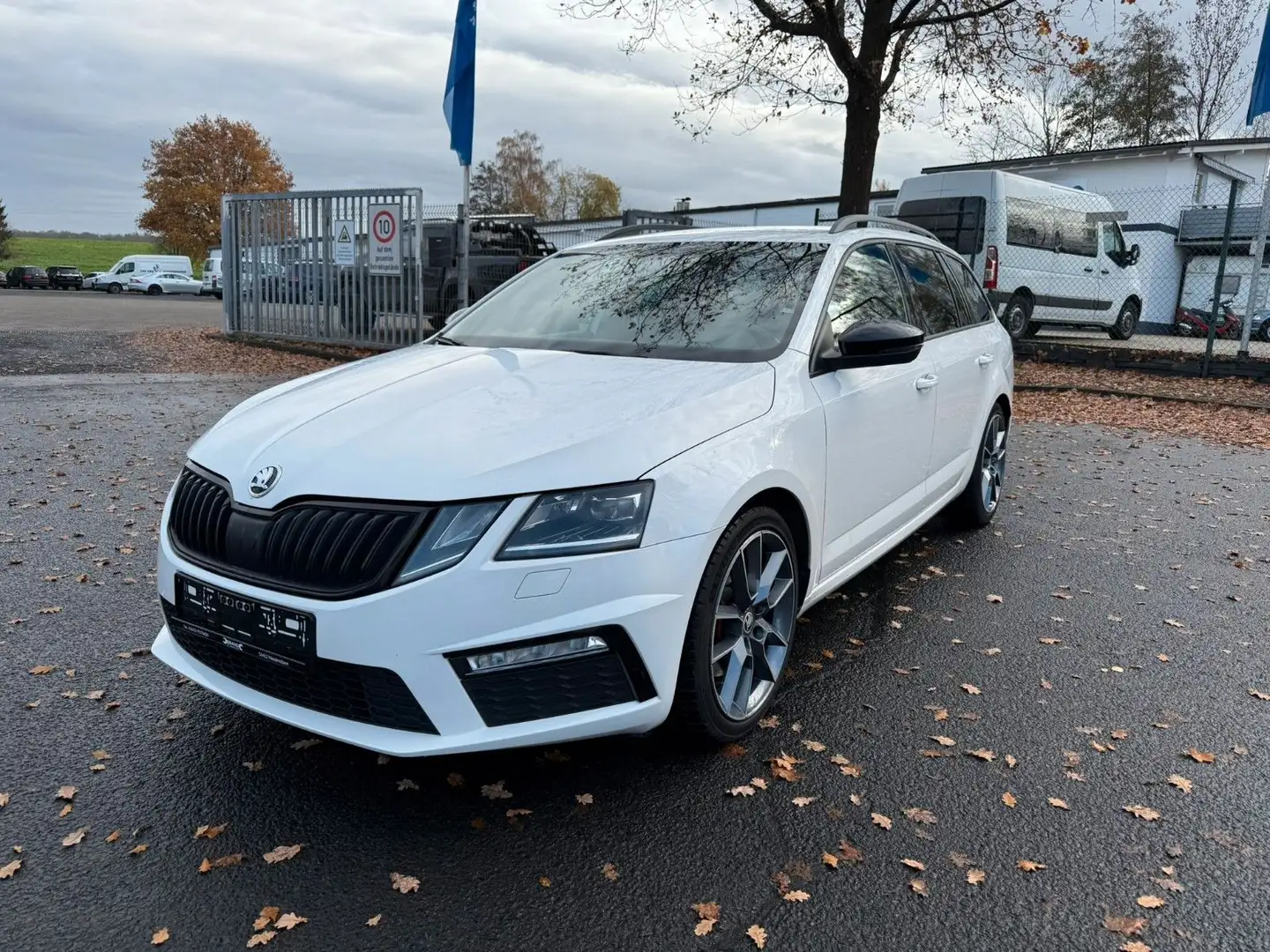 Skoda Octavia Combi RS*1Hand*8Fach*Tüv06/26* Weiß - 2