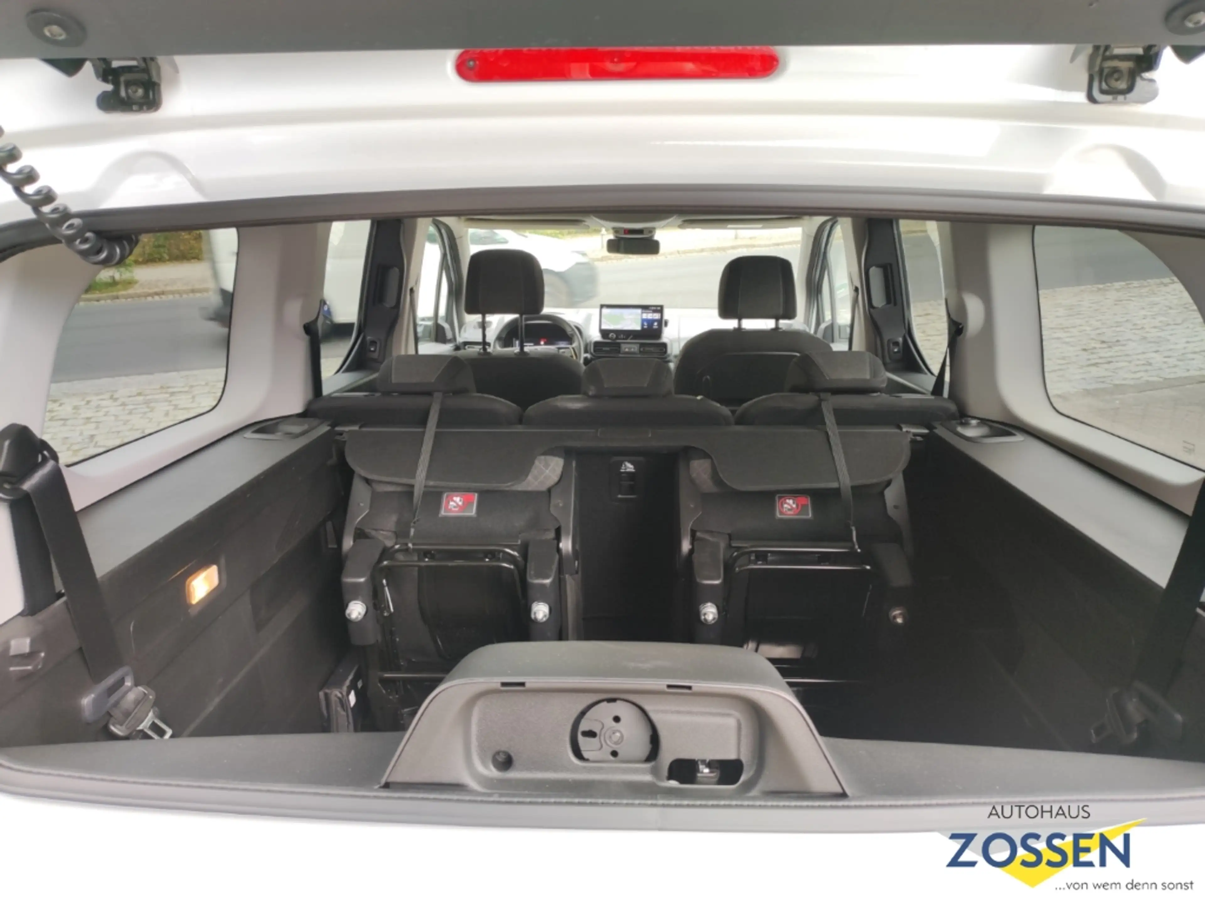 Opel Combo Life GS XL+Matrix+Allwetterr.+7 Sitzer+Navi+Appel Car P — photo 7
