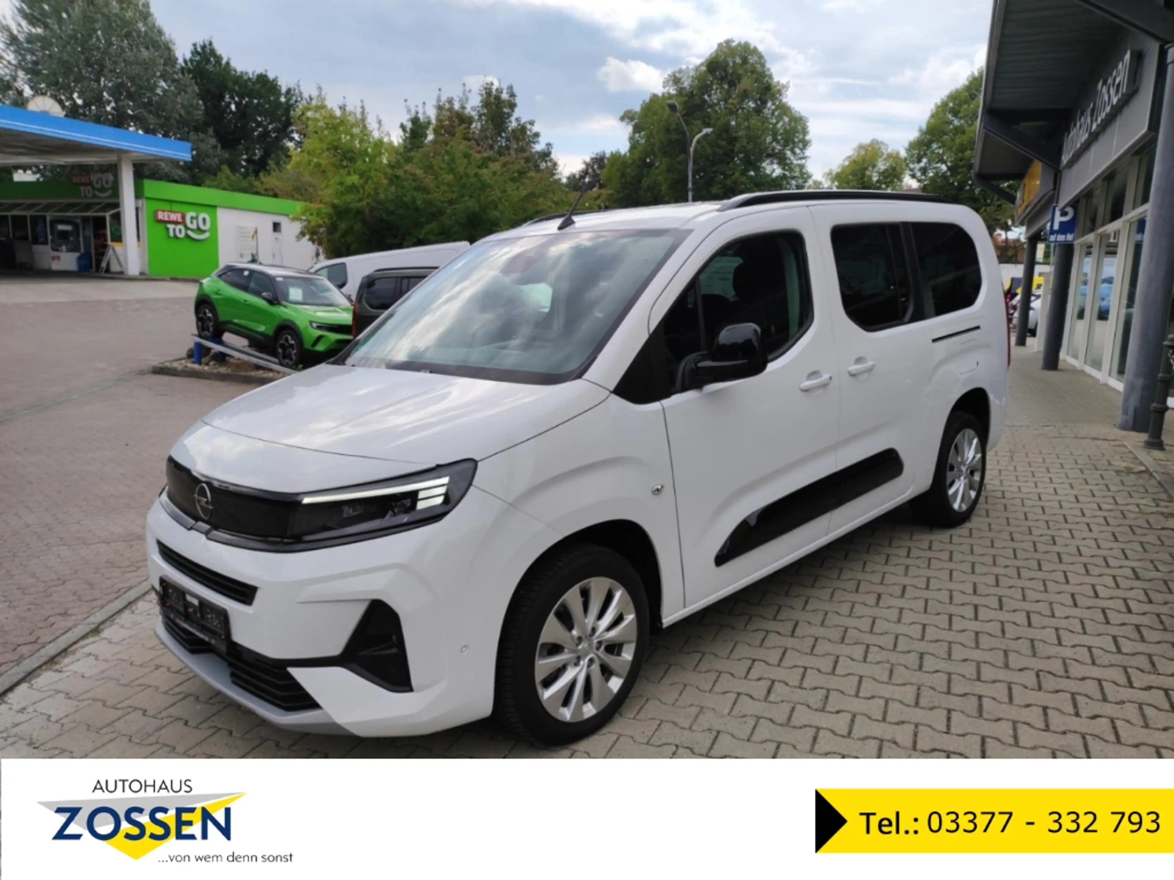 Opel Combo Life GS XL+Matrix+Allwetterr.+7 Sitzer+Navi+Appel Car P