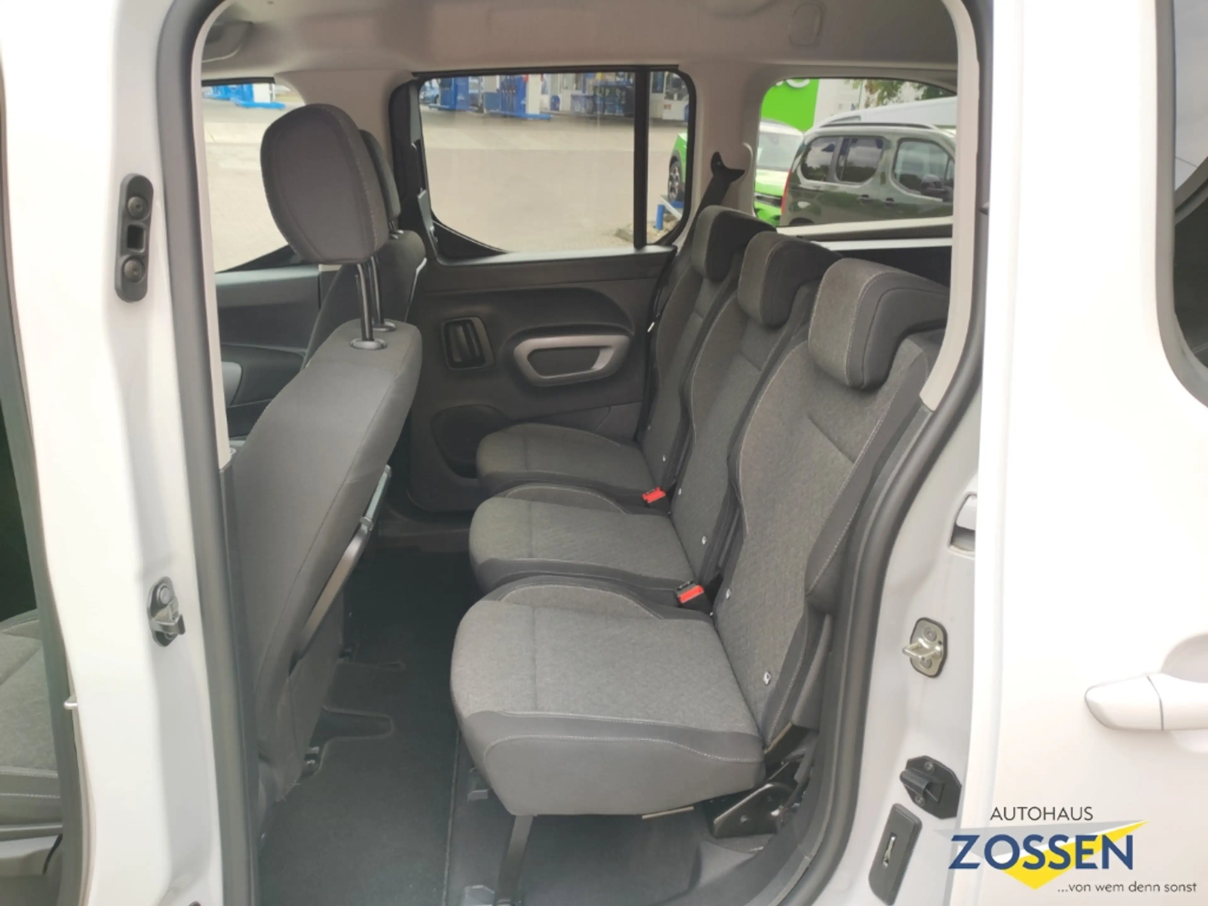 Opel Combo Life GS XL+Matrix+Allwetterr.+7 Sitzer+Navi+Appel Car P — photo 11
