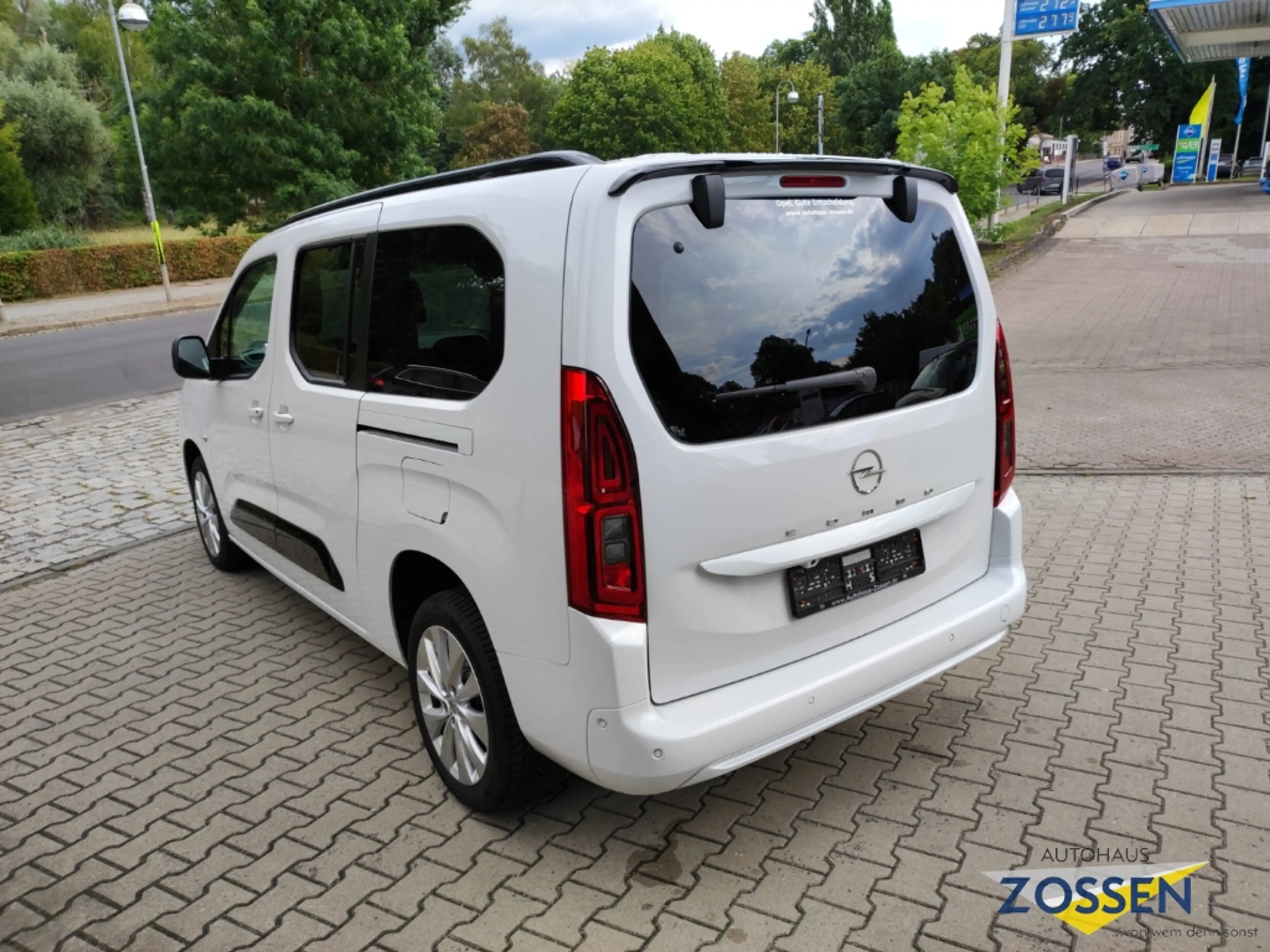 Opel Combo Life GS XL+Matrix+Allwetterr.+7 Sitzer+Navi+Appel Car P — photo 9