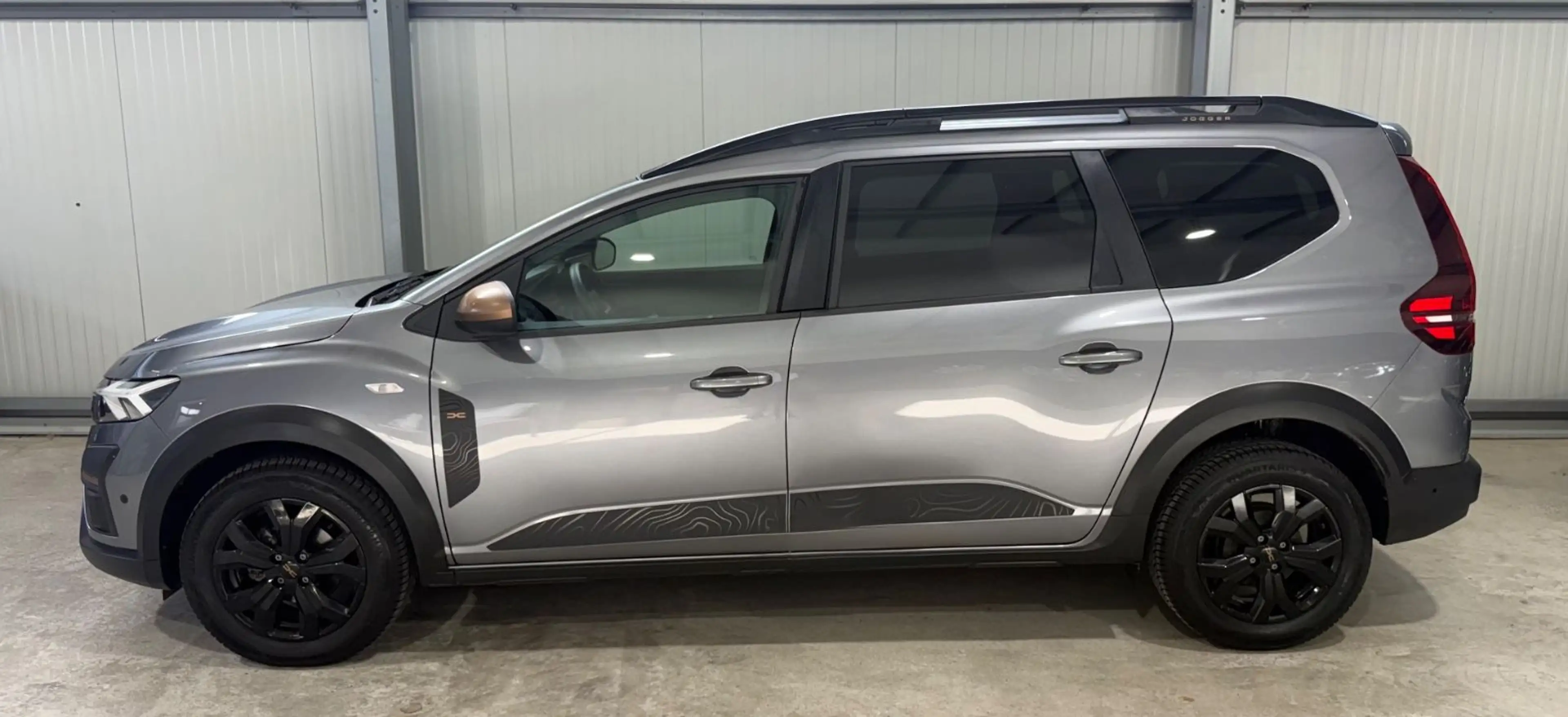 Dacia Jogger TCe 110 Extreme, Kamera, Keyless, wenigKM — photo 4
