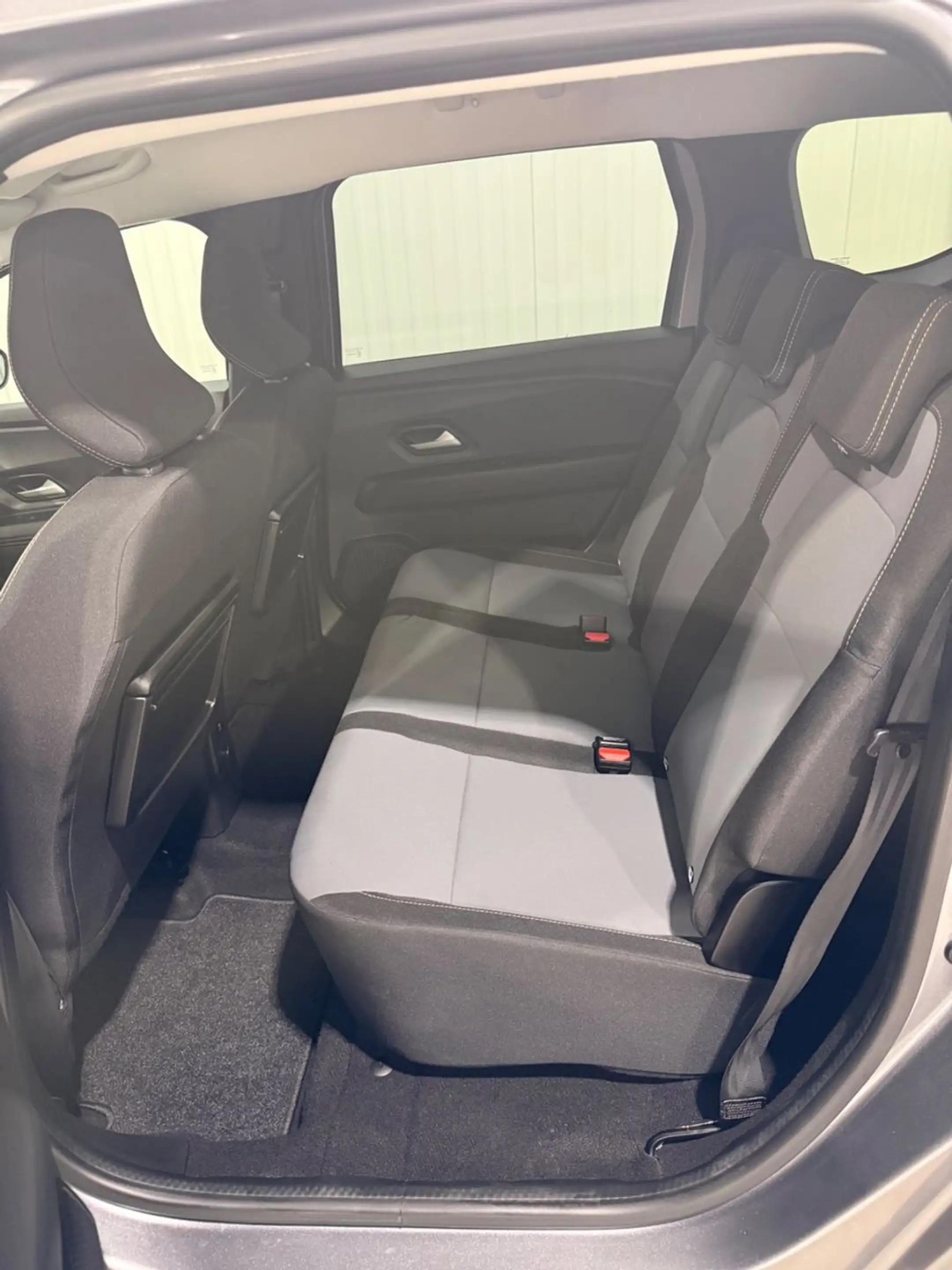 Dacia Jogger TCe 110 Extreme, Kamera, Keyless, wenigKM — photo 12