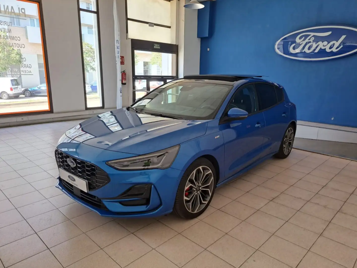 Ford Focus 1.0 Ecoboost MHEV ST-Line 125 Bleu - 2